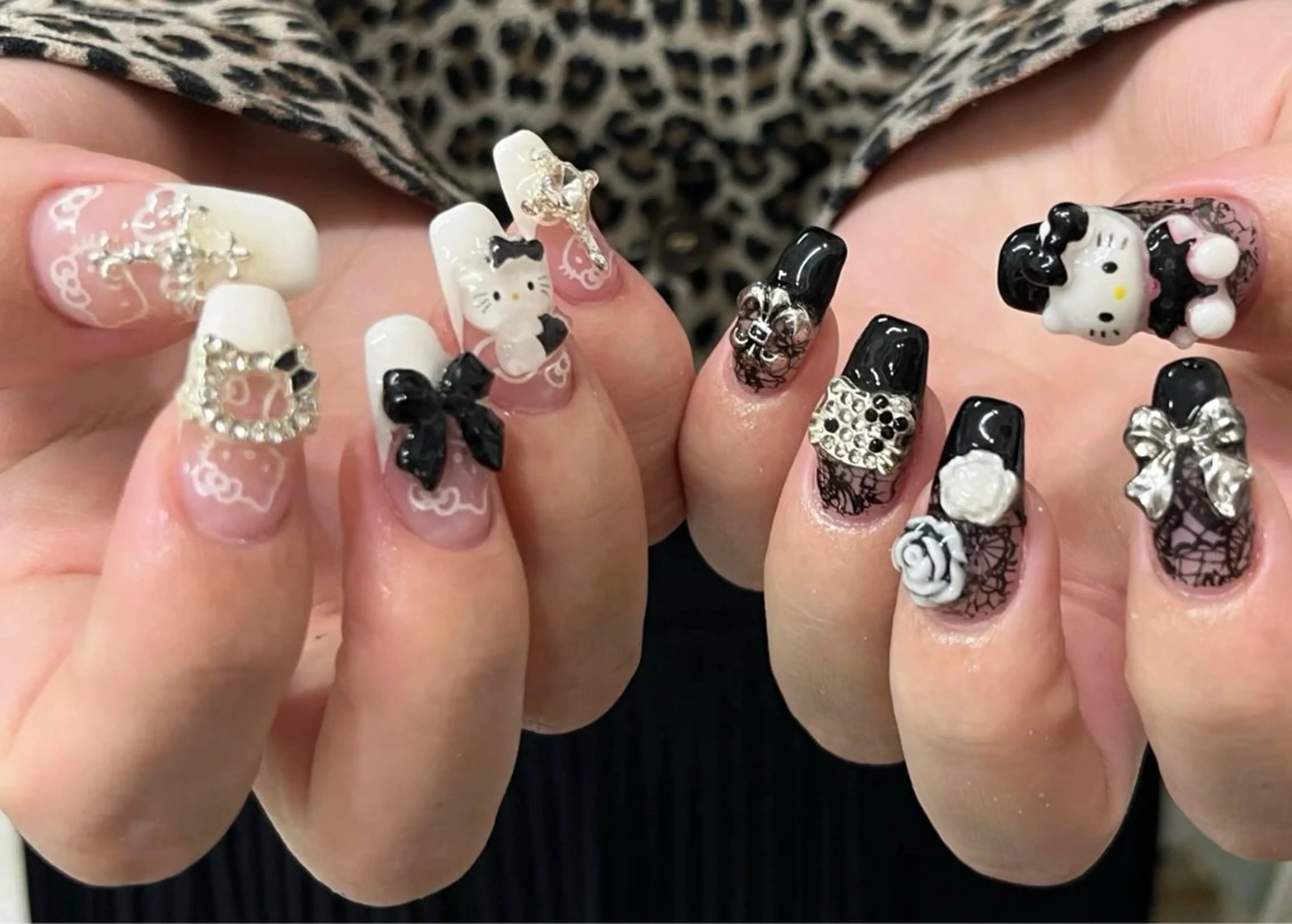 ネイル オーロラネイル 長さ出し フレンチネイル ジェルネイル ガラスフレンチ ハンドネイル Rela・S NAILのネイルデザイン