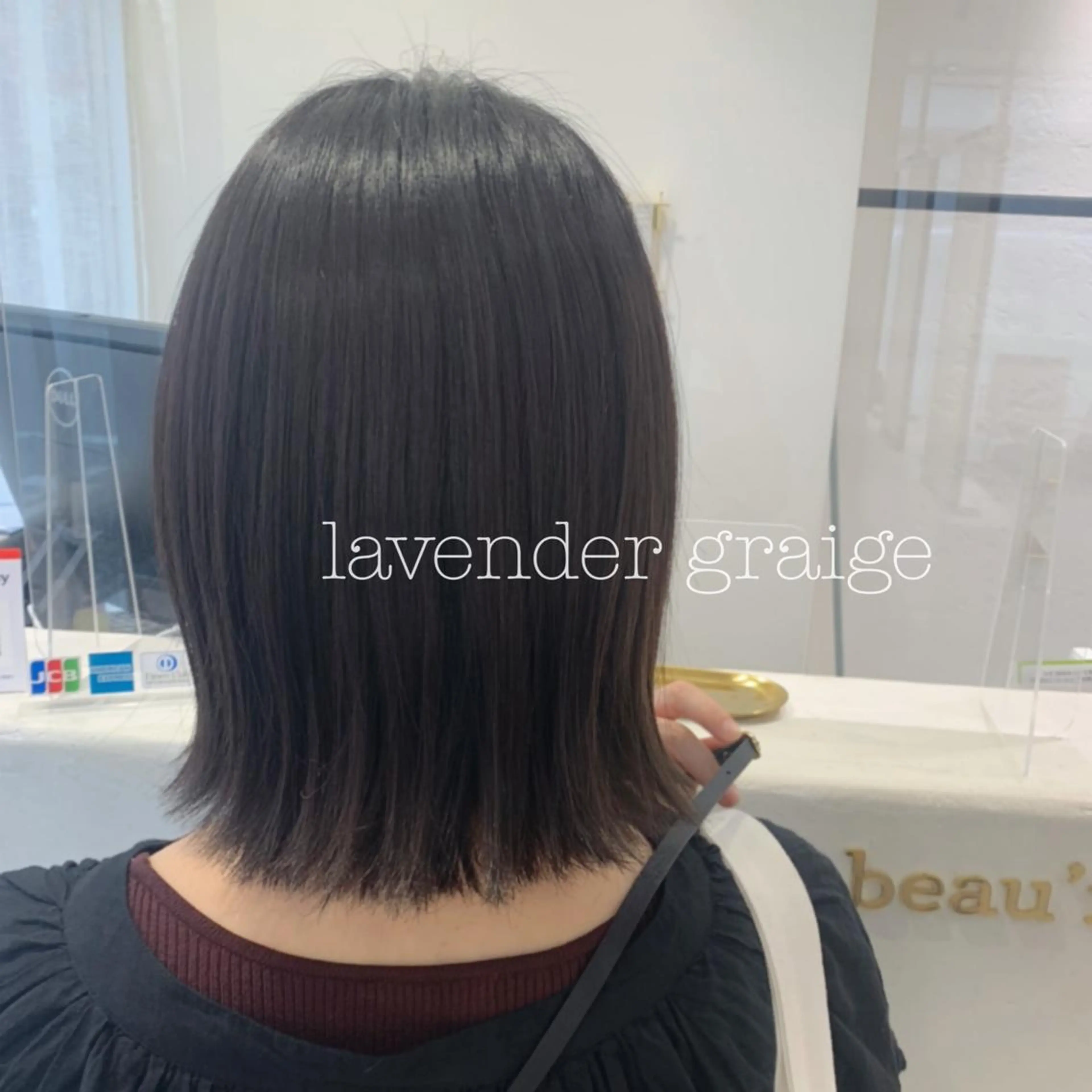 ミディアム カラー ぱつっとボブ/ 小野あかねのその他イメージ