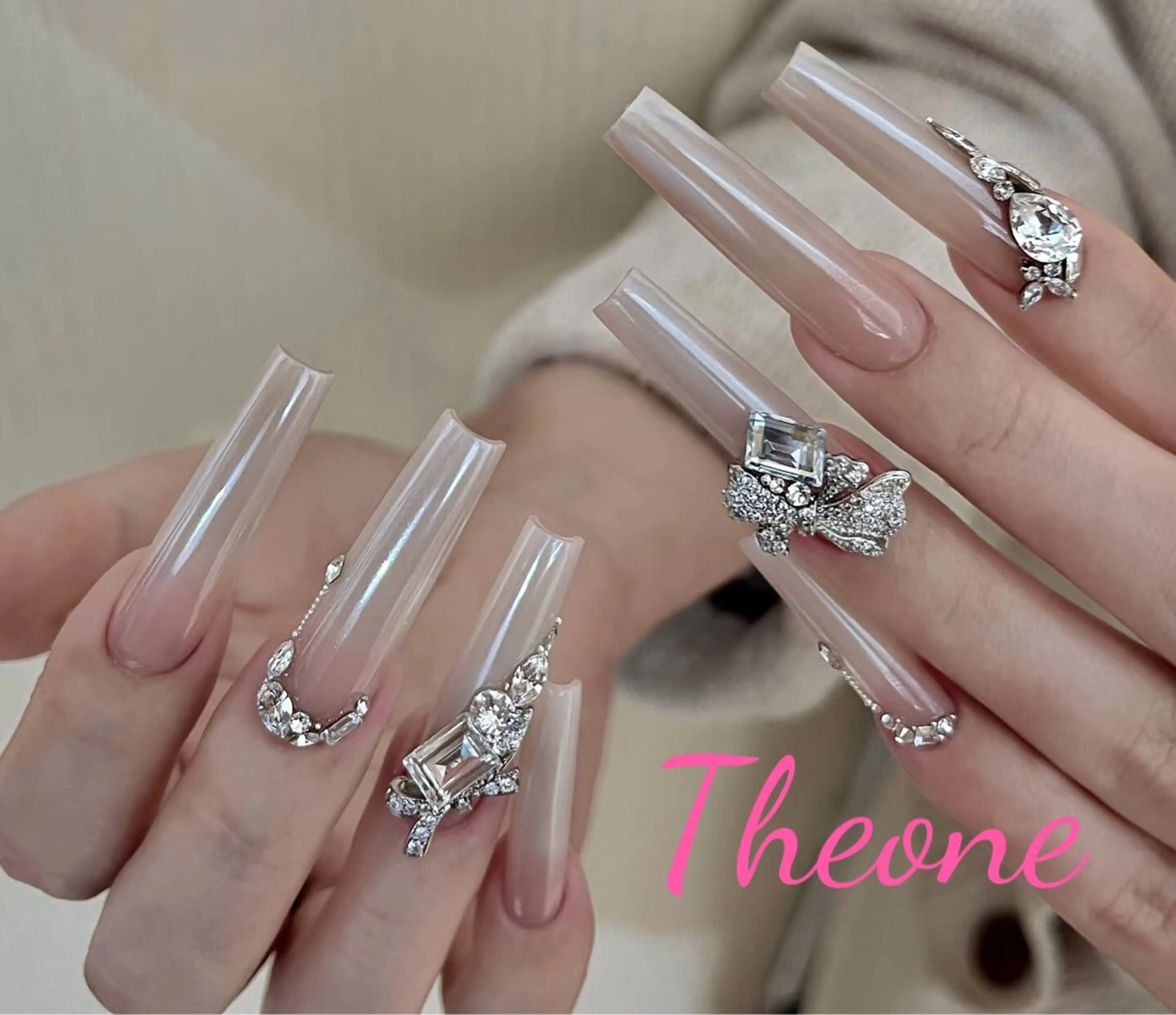 ネイル THE ONE 小川のネイルデザイン