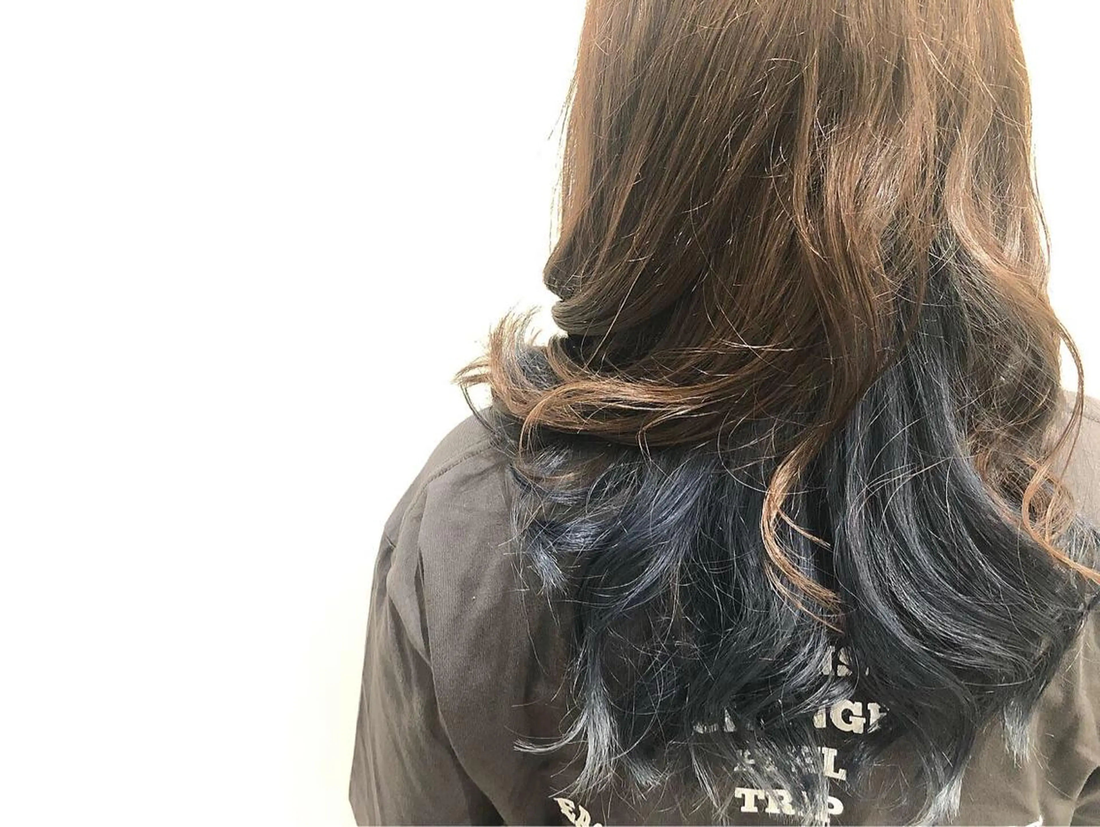 セミロング カラー GO TODAY SHAiRE SALON原宿Stella店所属・GO TODAY シェアサロンのヘアスタイル
