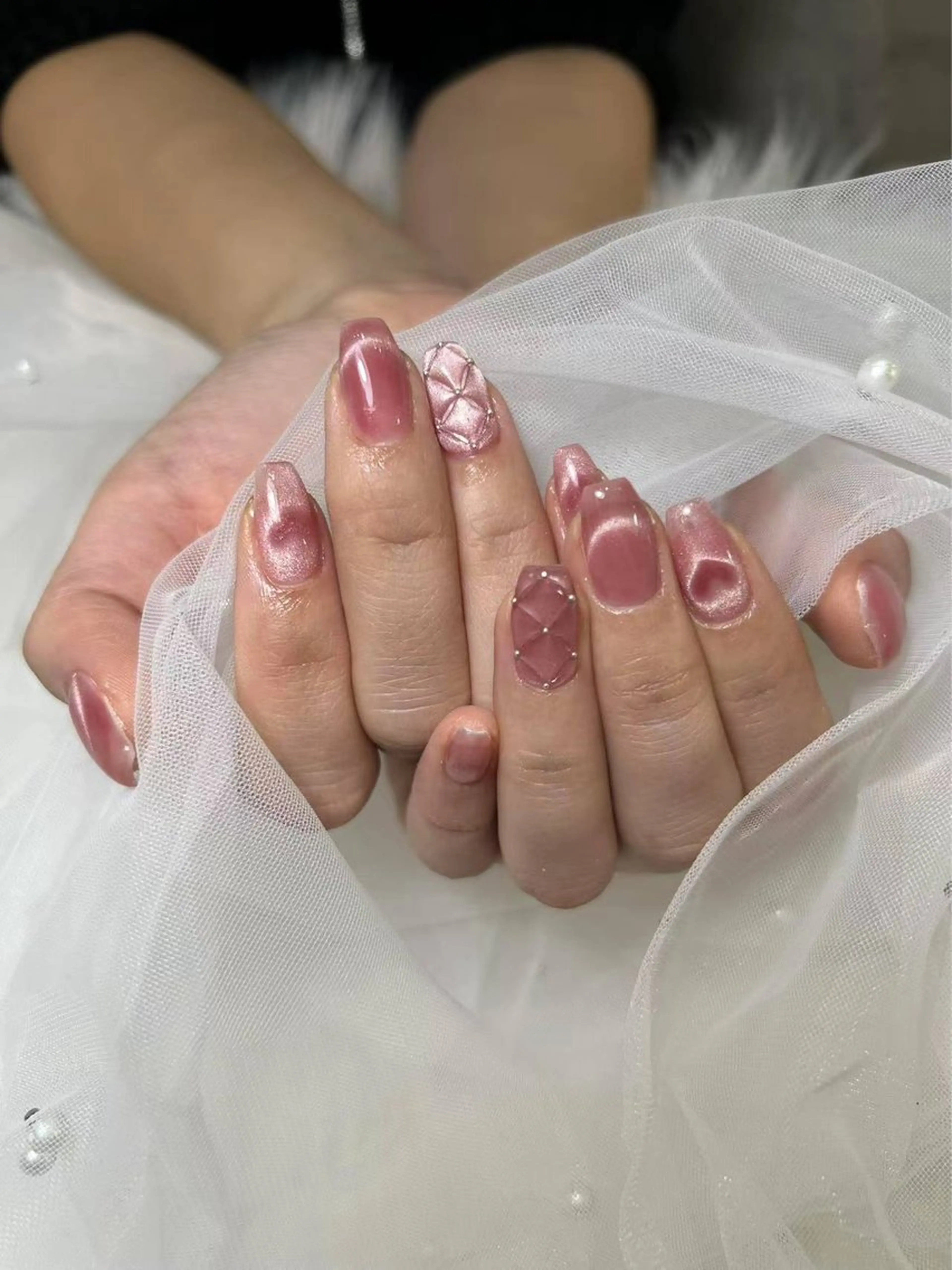 ネイル 🌈 Laule'aのネイルデザイン