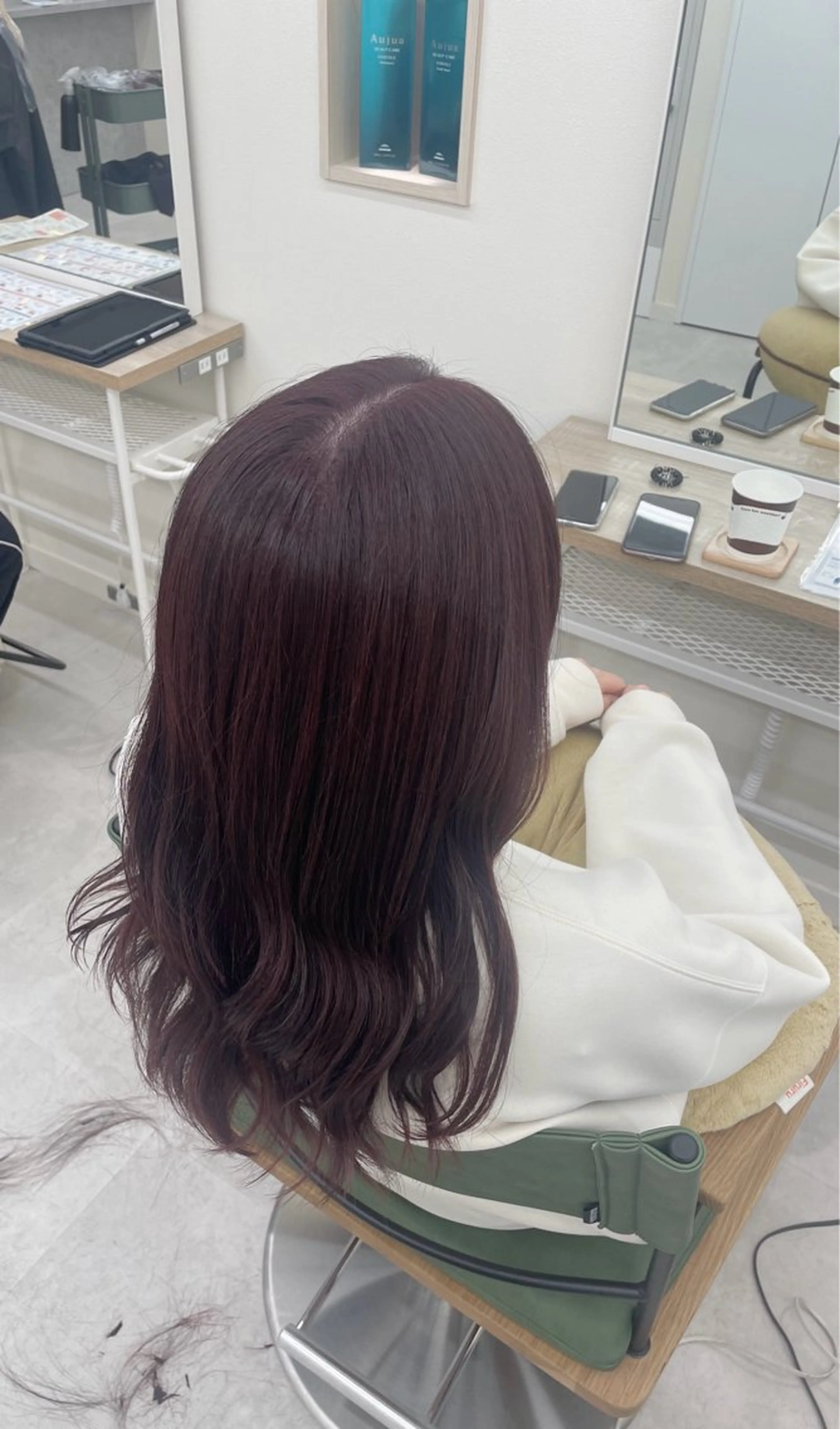 ロング カラー カット ヘアカラー トリートメント NaVIユウジ ブリーチカラーのヘアスタイル