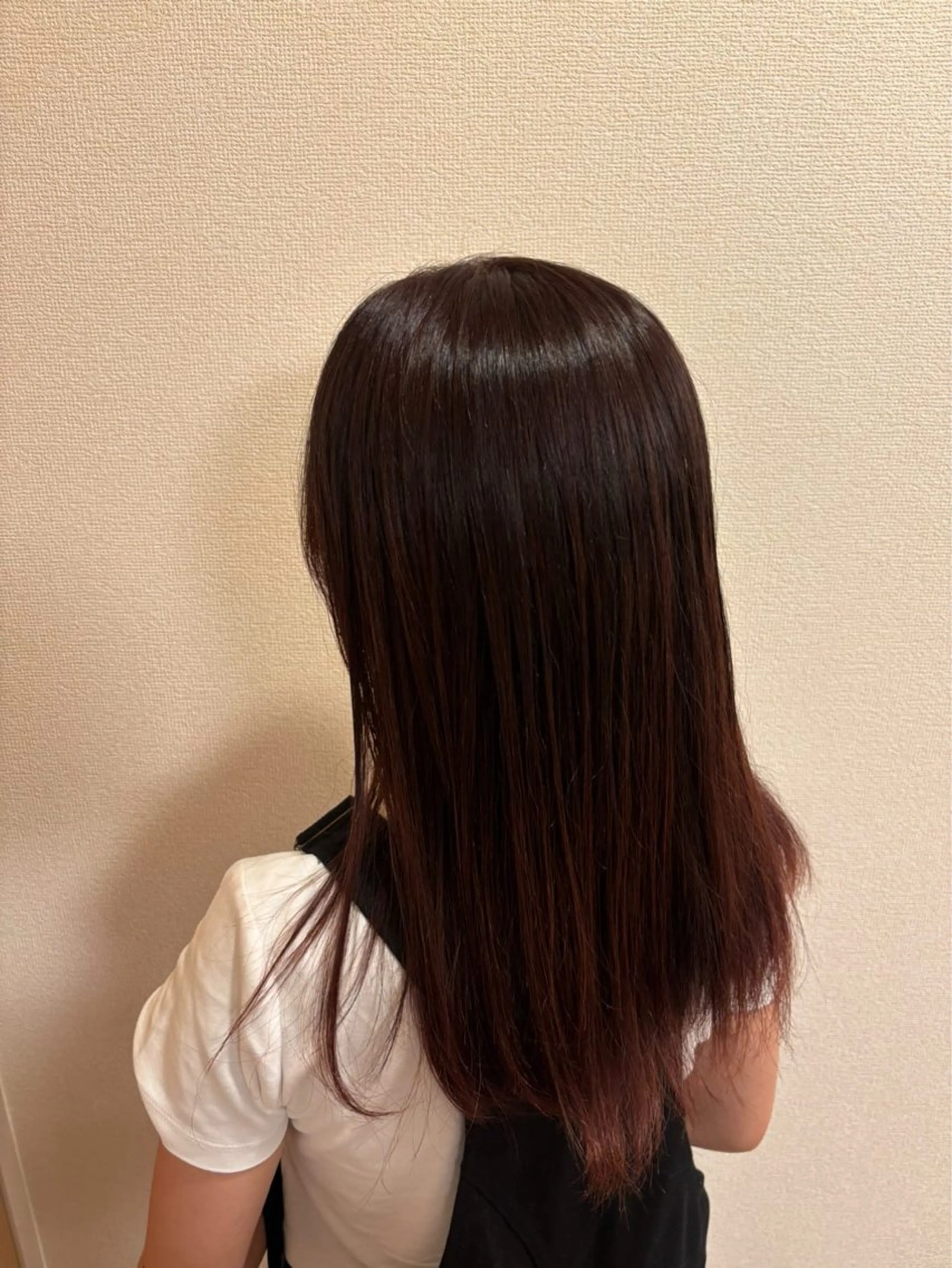 セミロング ピンクブラウン 岡田 莉音のヘアスタイル