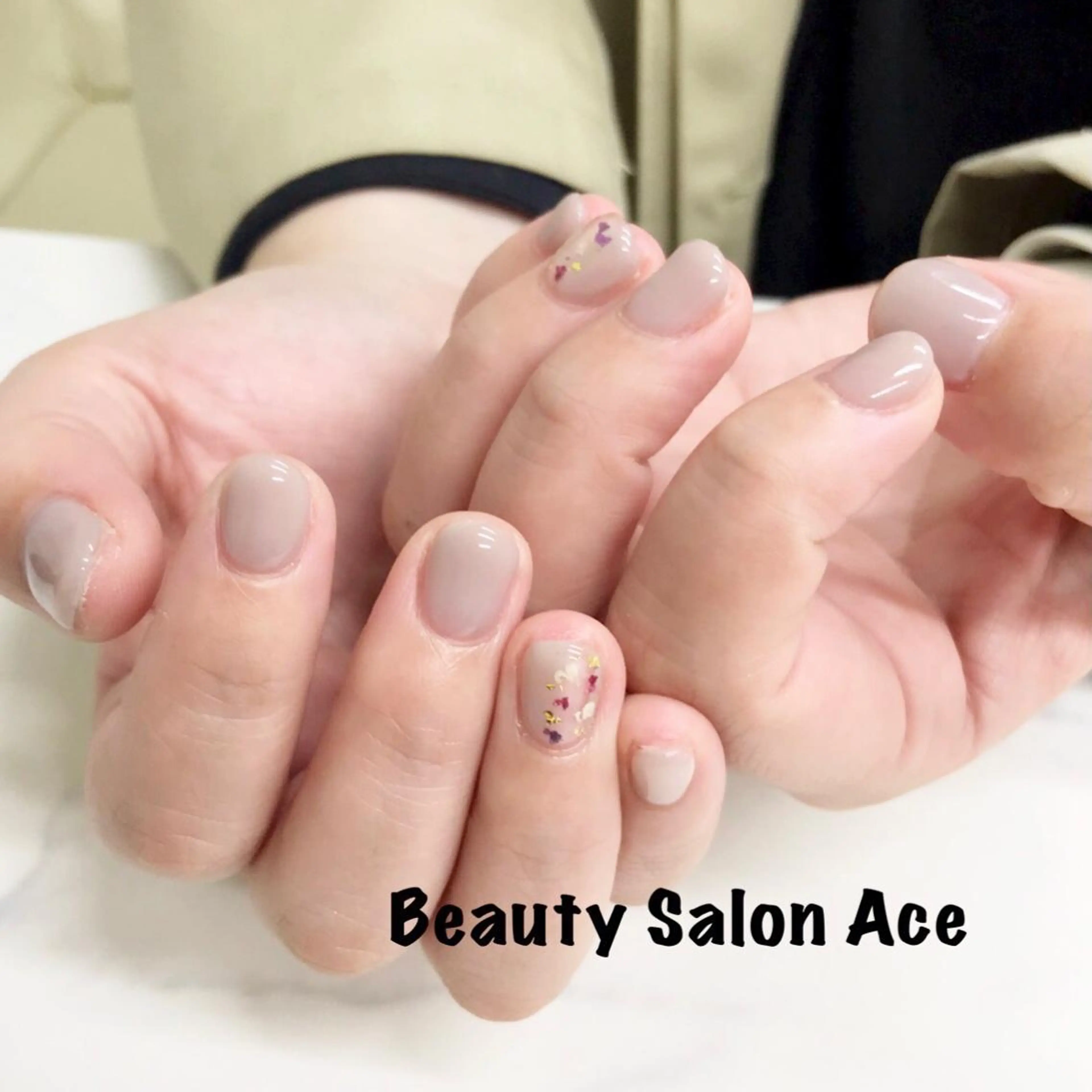 ネイル シンプルネイル ハンドネイル ハンドケア Beauty Salon Ace（ネイルサロン　エース）所属・池袋フィルイン Ace♡長さだしのネイルデザイン