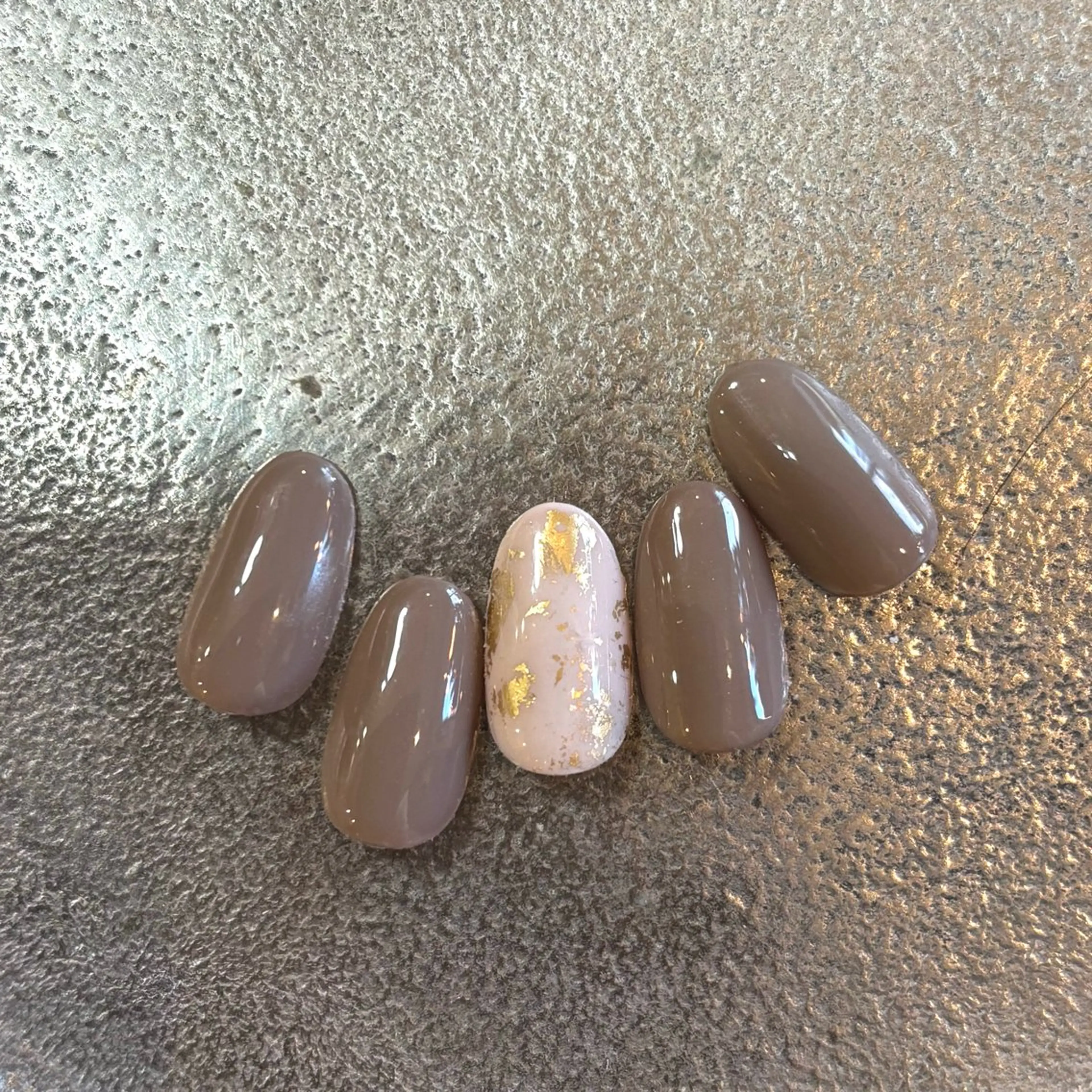 ネイル アートネイル lealea Ayakaのネイルデザイン