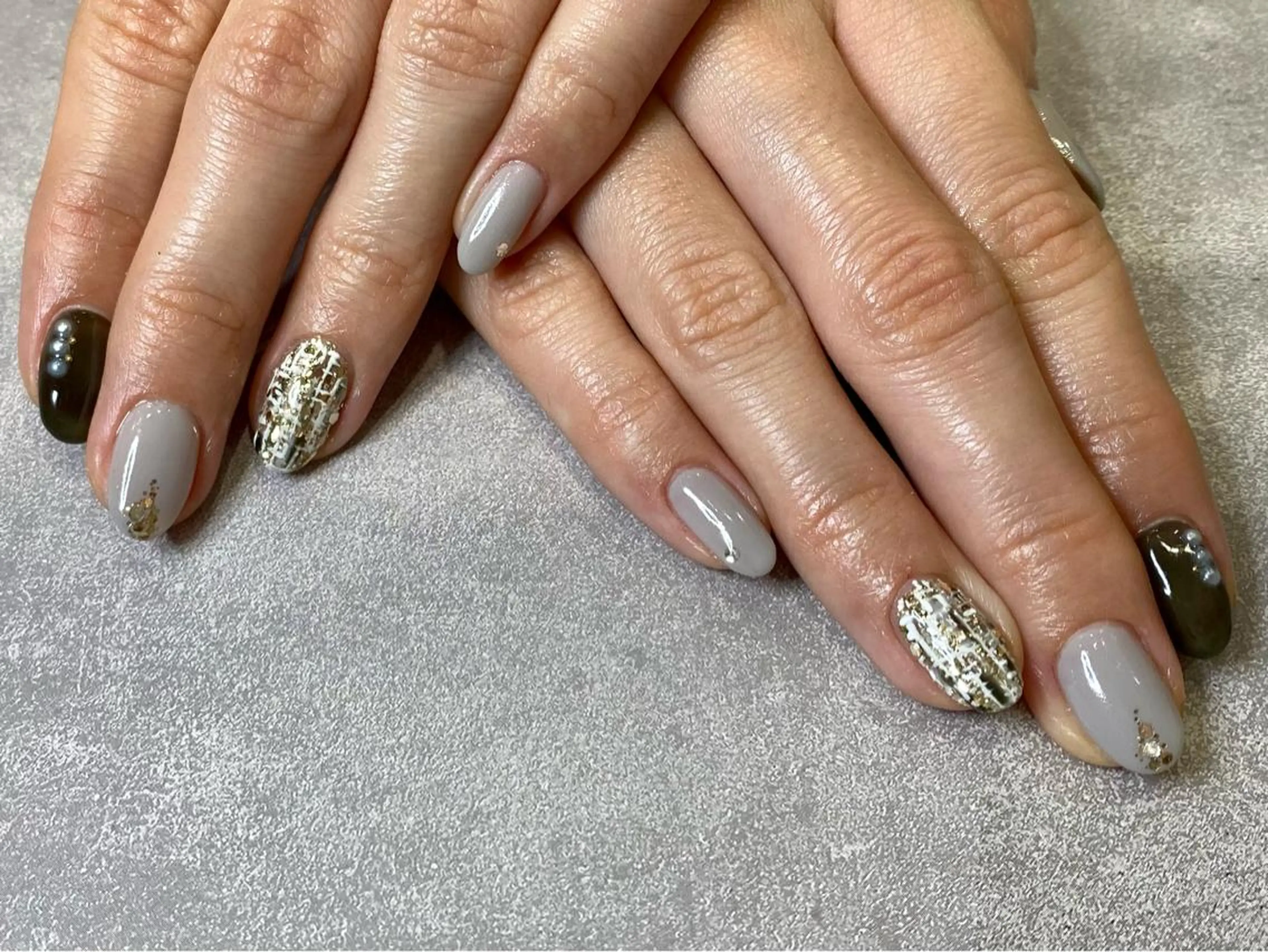 ネイル gluck(グリュック)所属・なかがわ まゆこのネイルデザイン