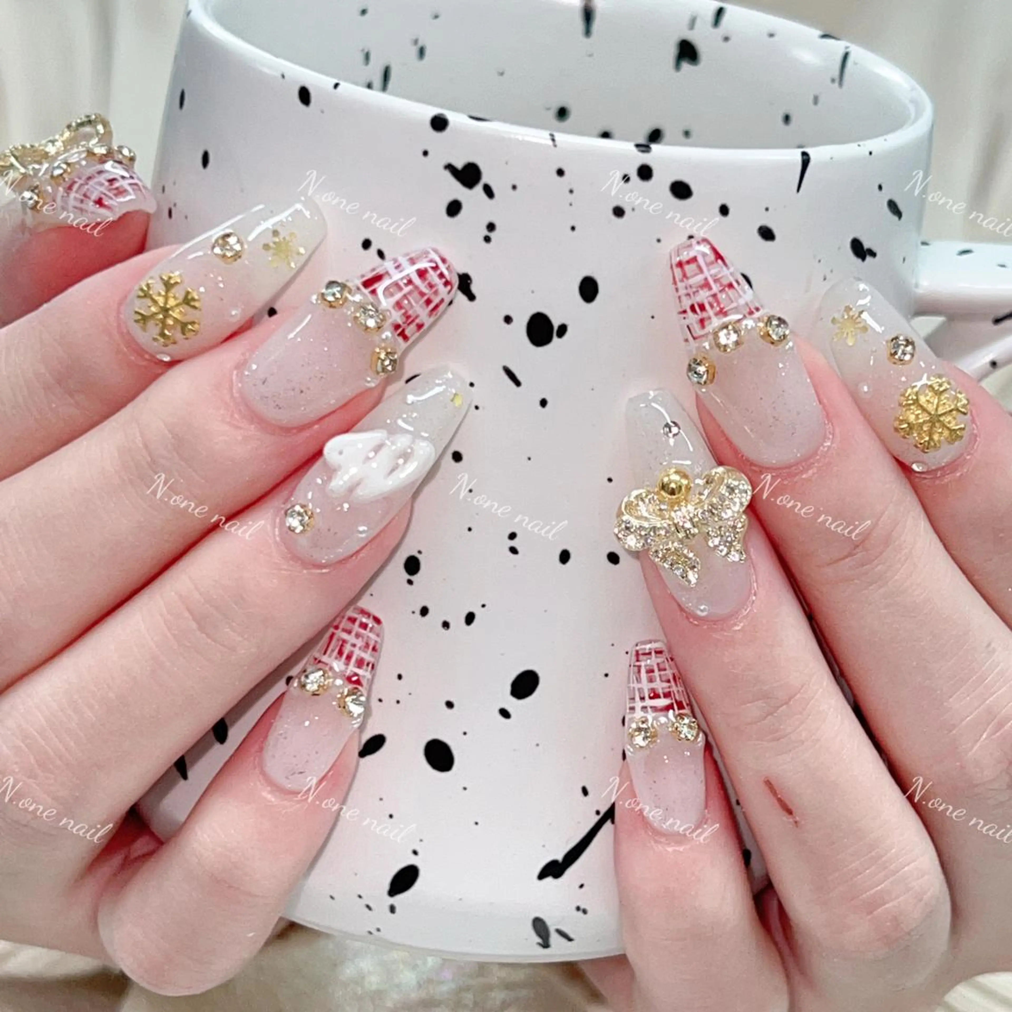 ネイル N.one mei🎀のネイルデザイン