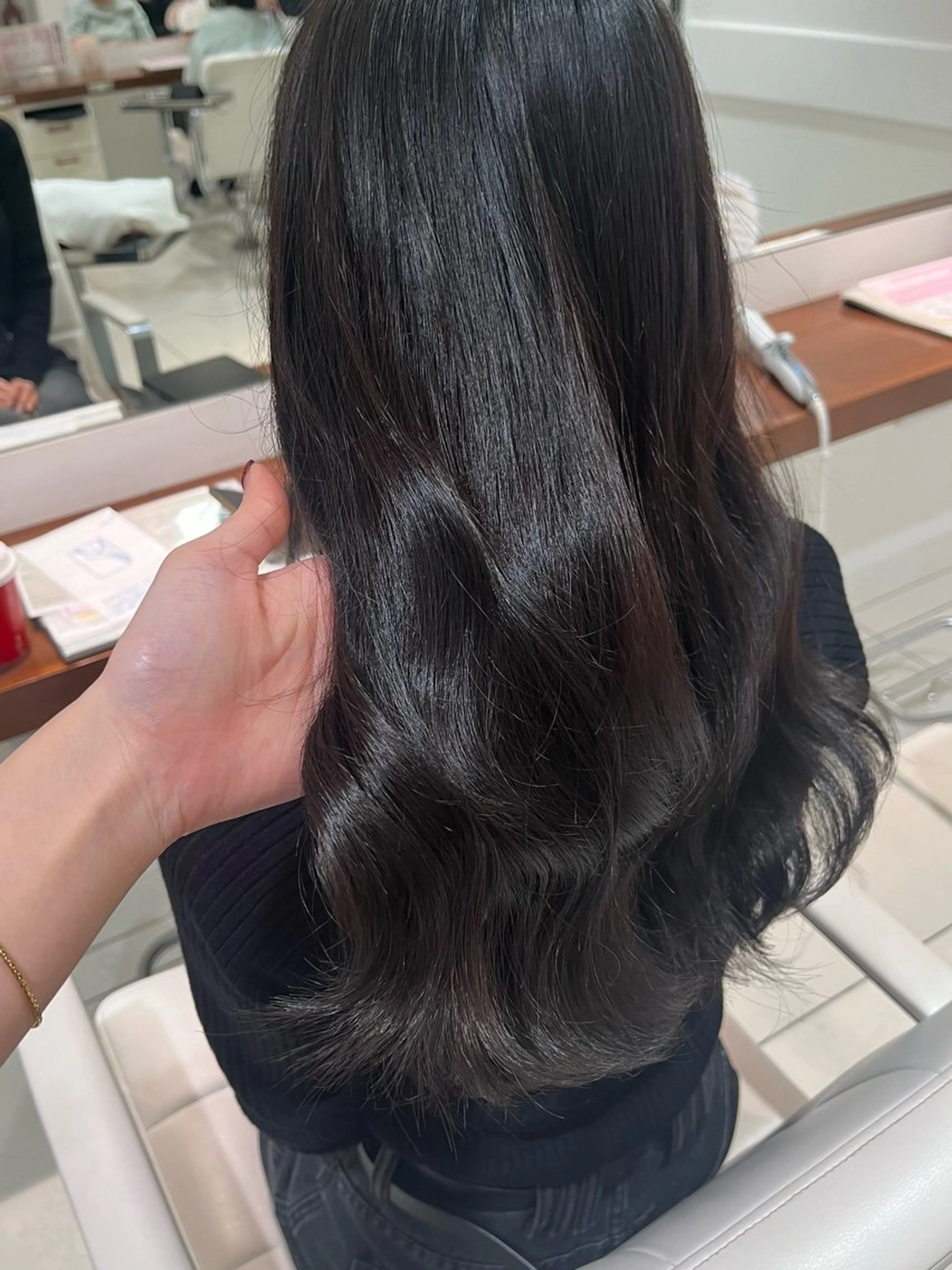 ロング カラー ダークグレー ダークグレージュ グレージュ 似合わせ 垢抜け🌟 AKINOのヘアスタイル