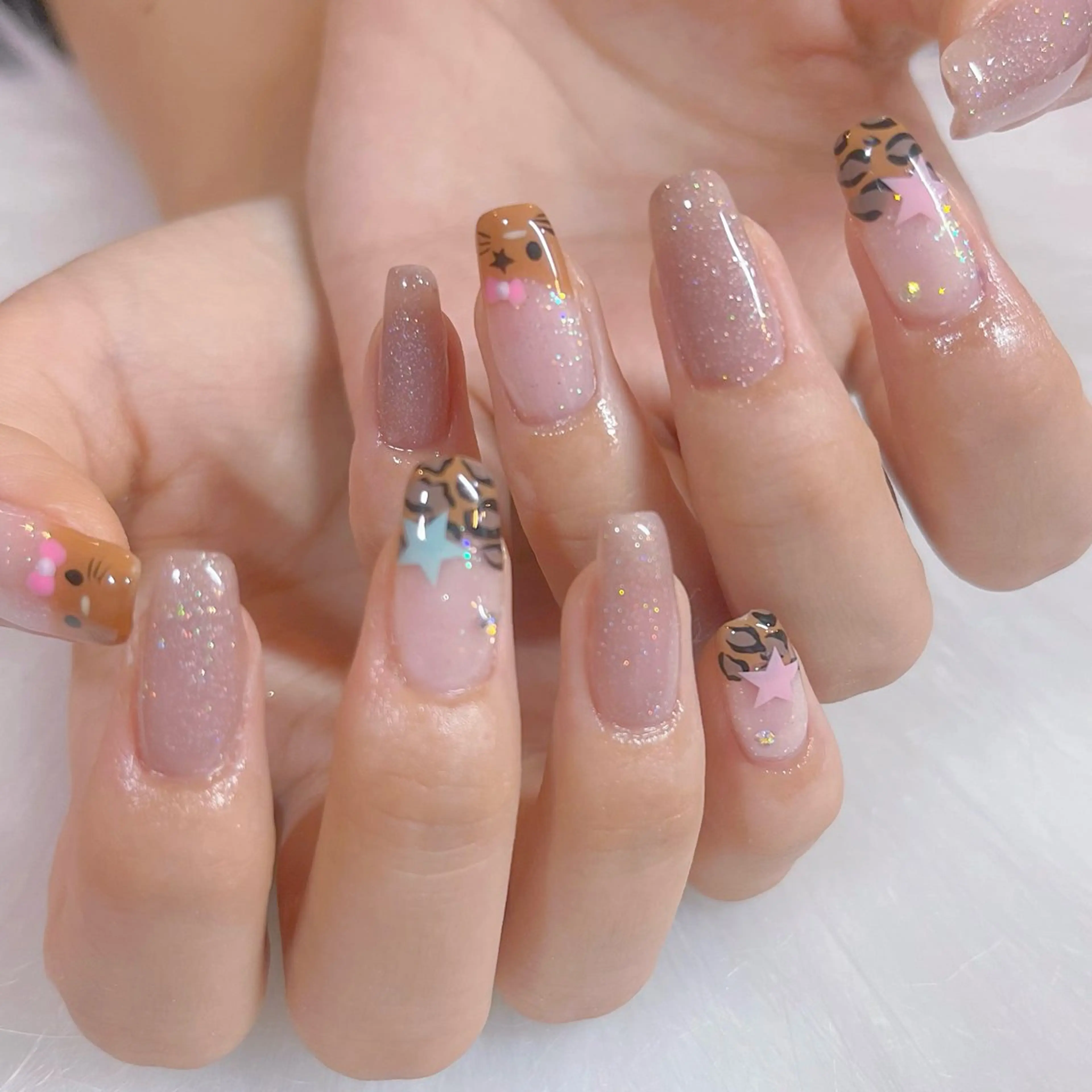 ネイル ハンドネイル Maya 🧊🫧‪のネイルデザイン