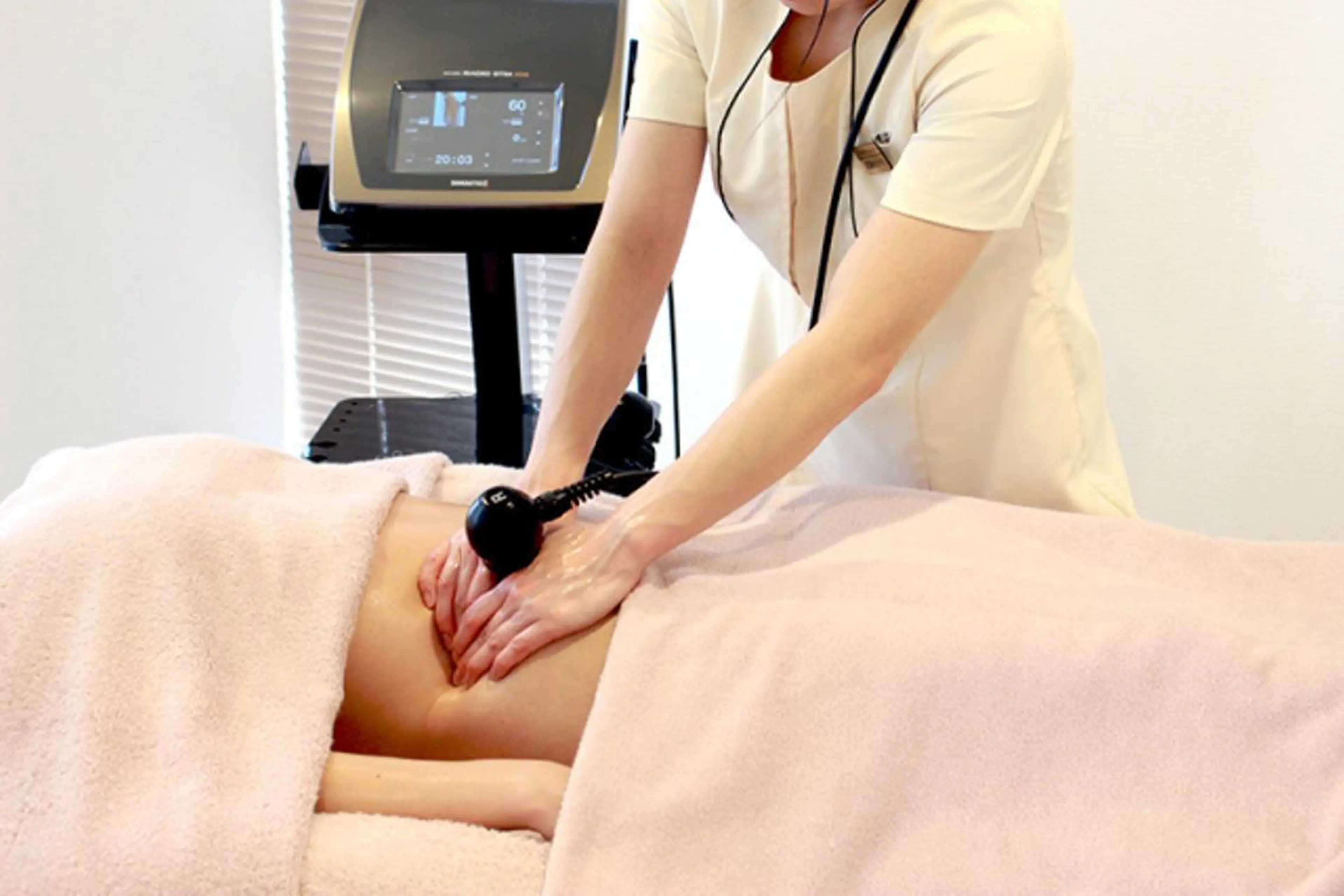 ラジオ波痩身コアヒート45分の写真