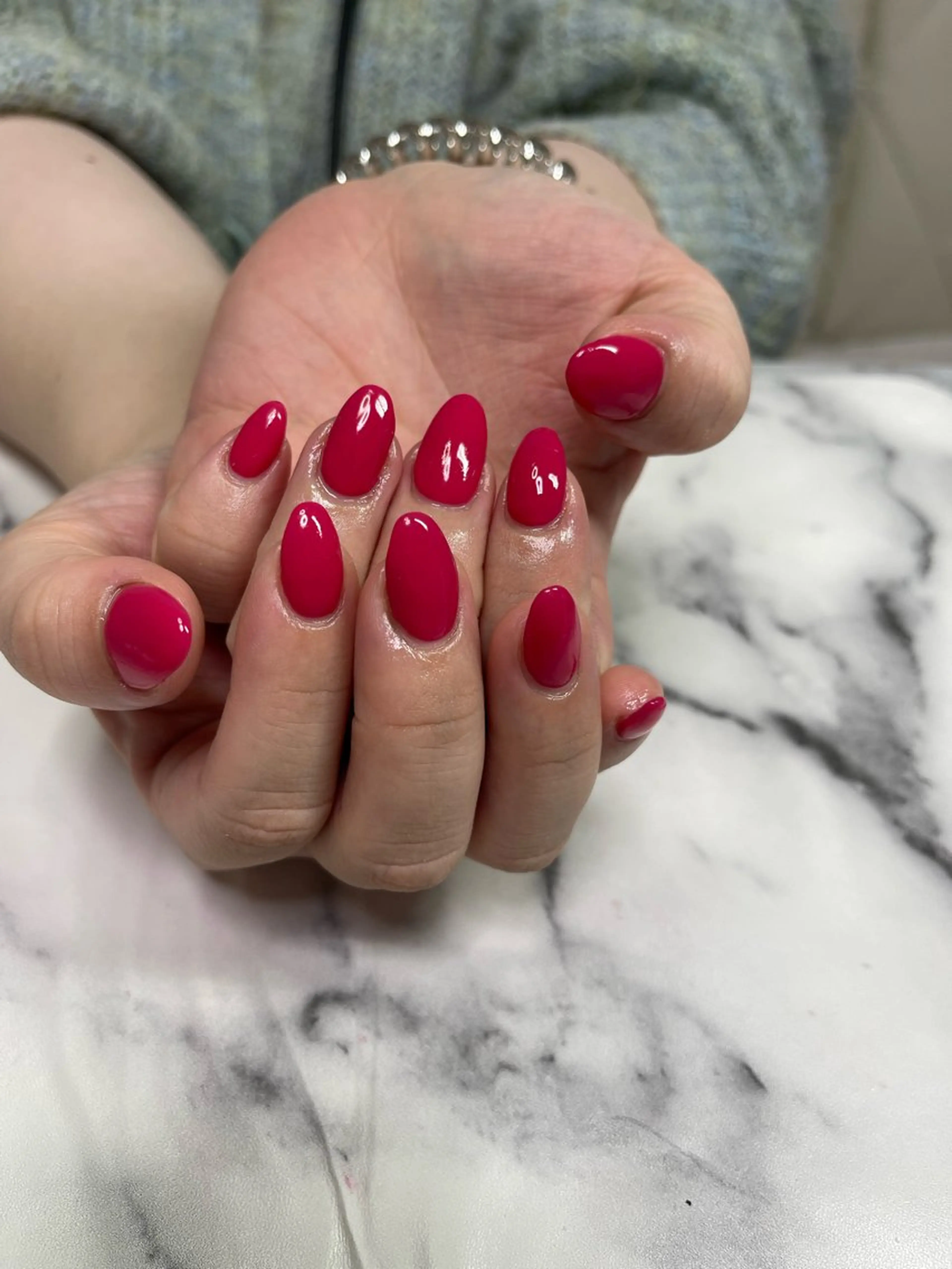 ネイル ワンカラーネイル RUARI RISAのネイルデザイン