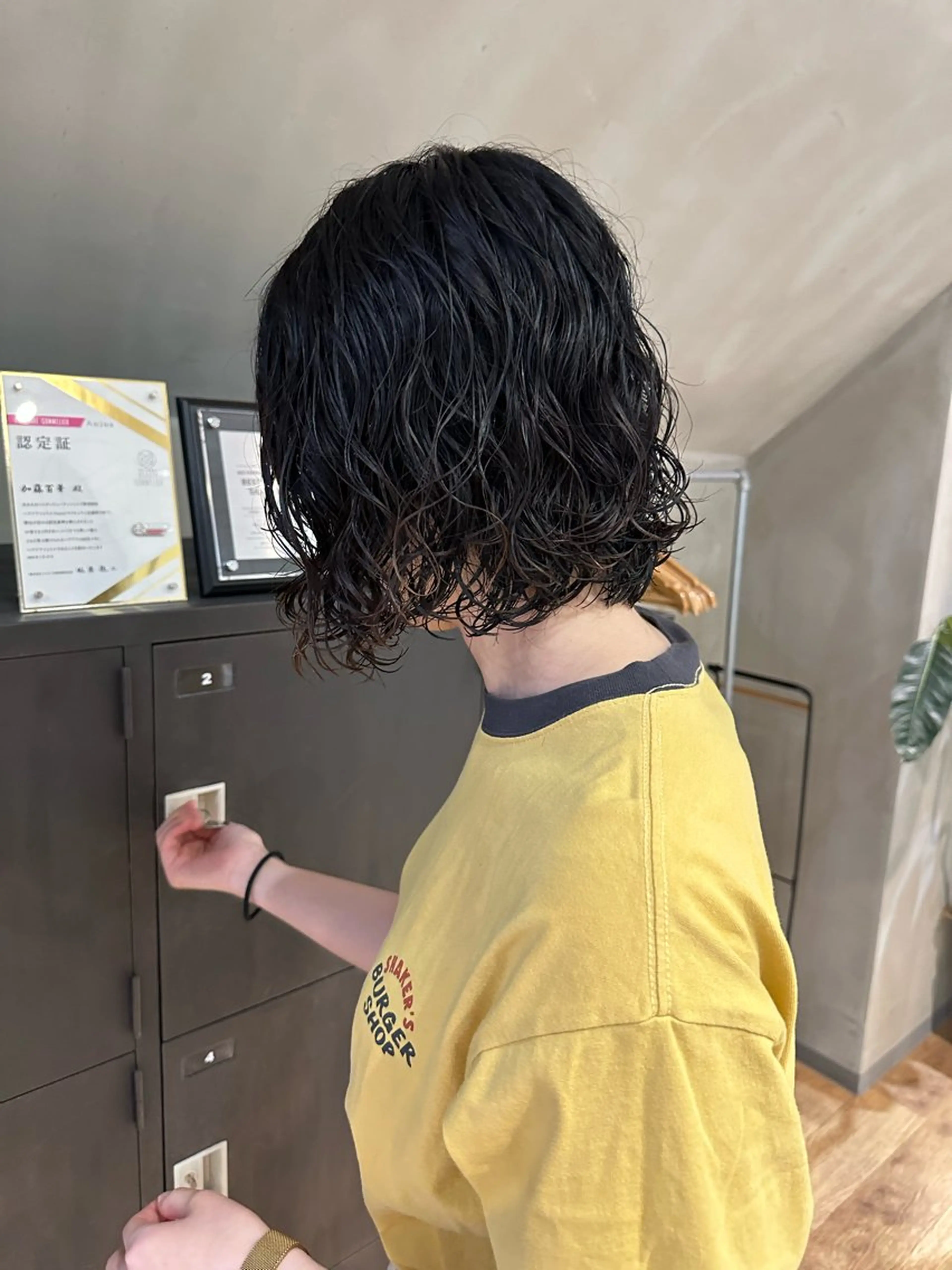 【レディース】カット+パーマ(ロング、ミディアム、ショート)の写真