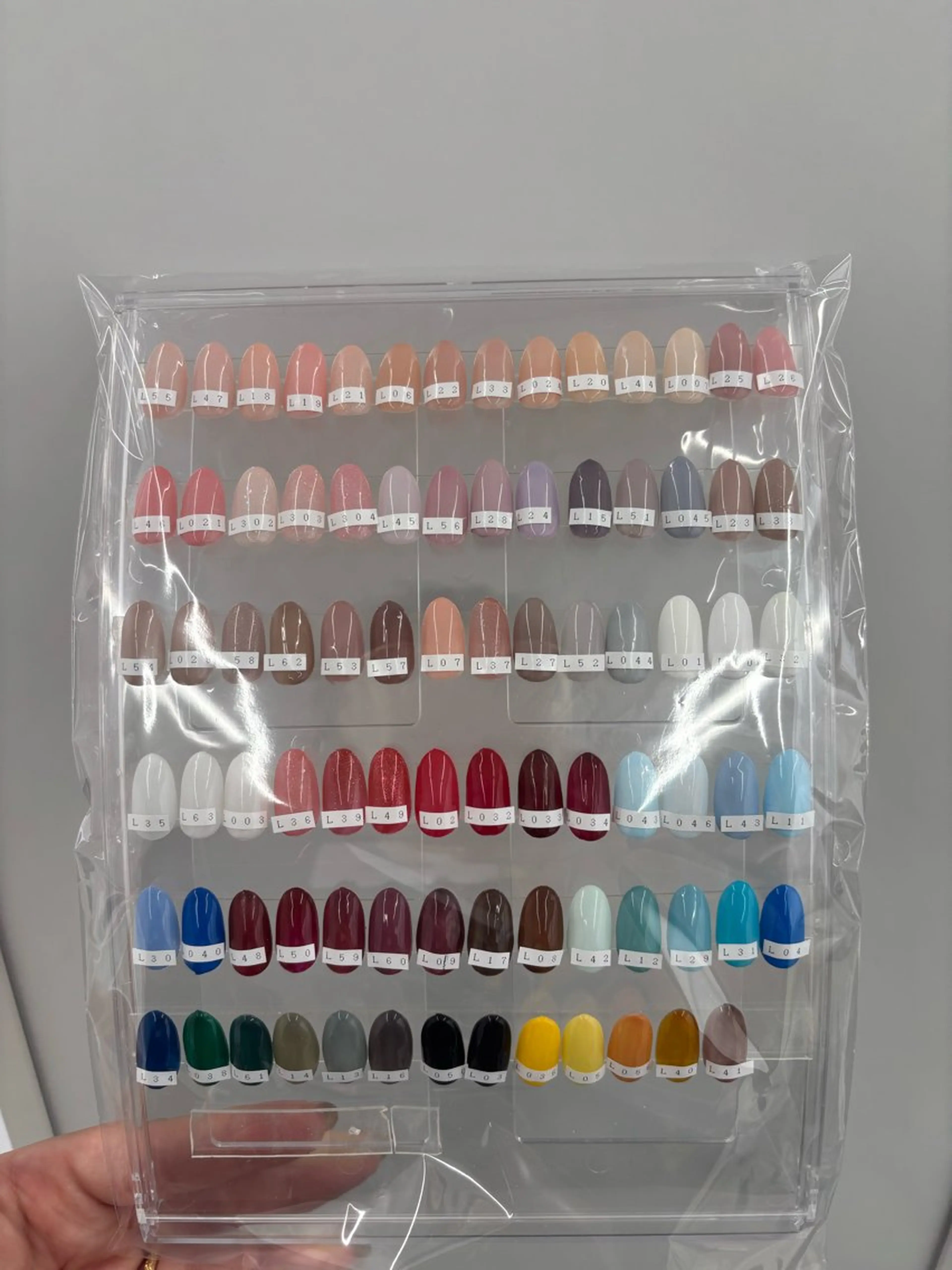 ネイル ワンカラーネイル キャンアイドレッシー青葉台店所属・Okada angelicaのネイルデザイン