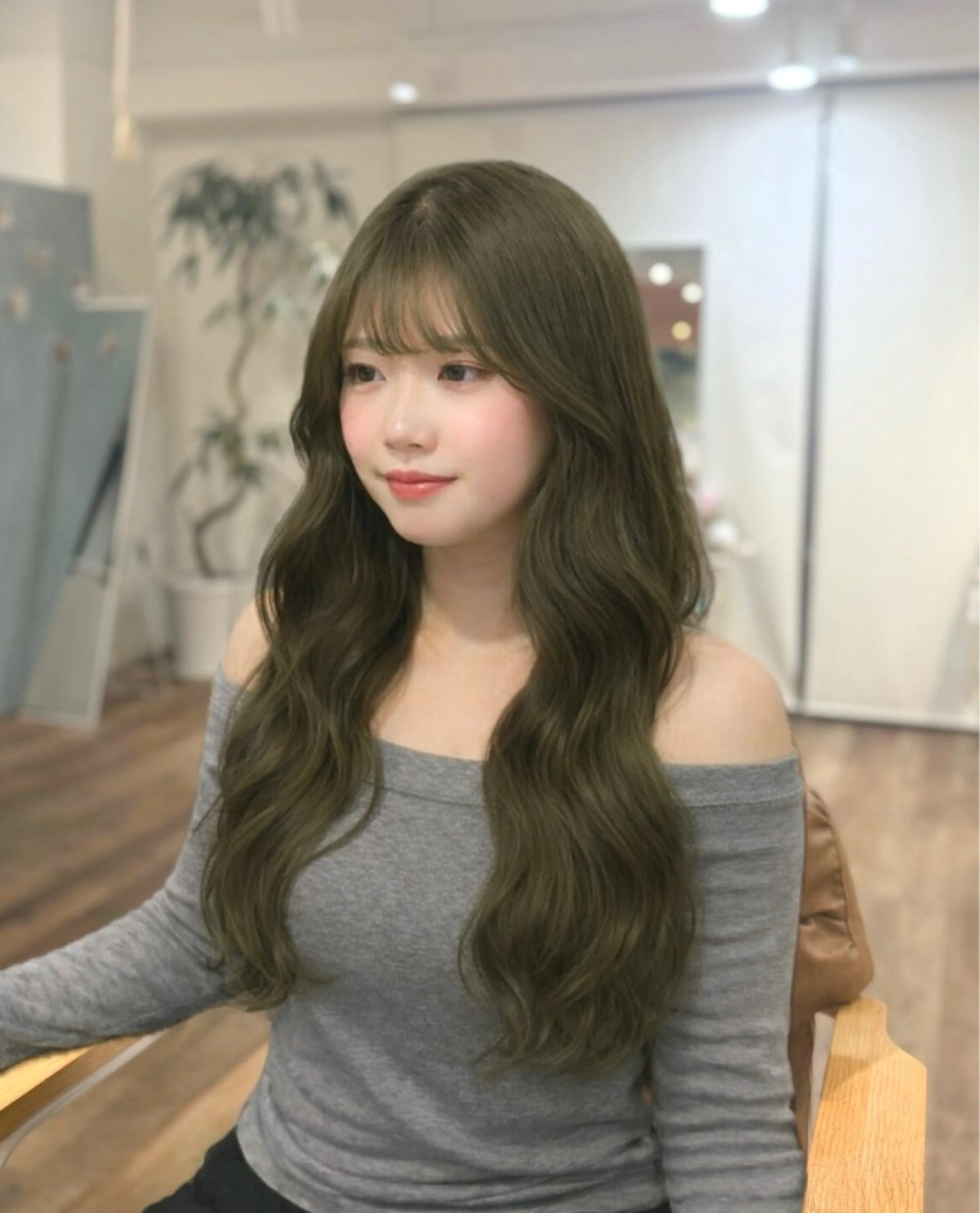 ロング カラー カット ヘアカラー yuzua/オリーブ /透明感/レイヤーのヘアスタイル