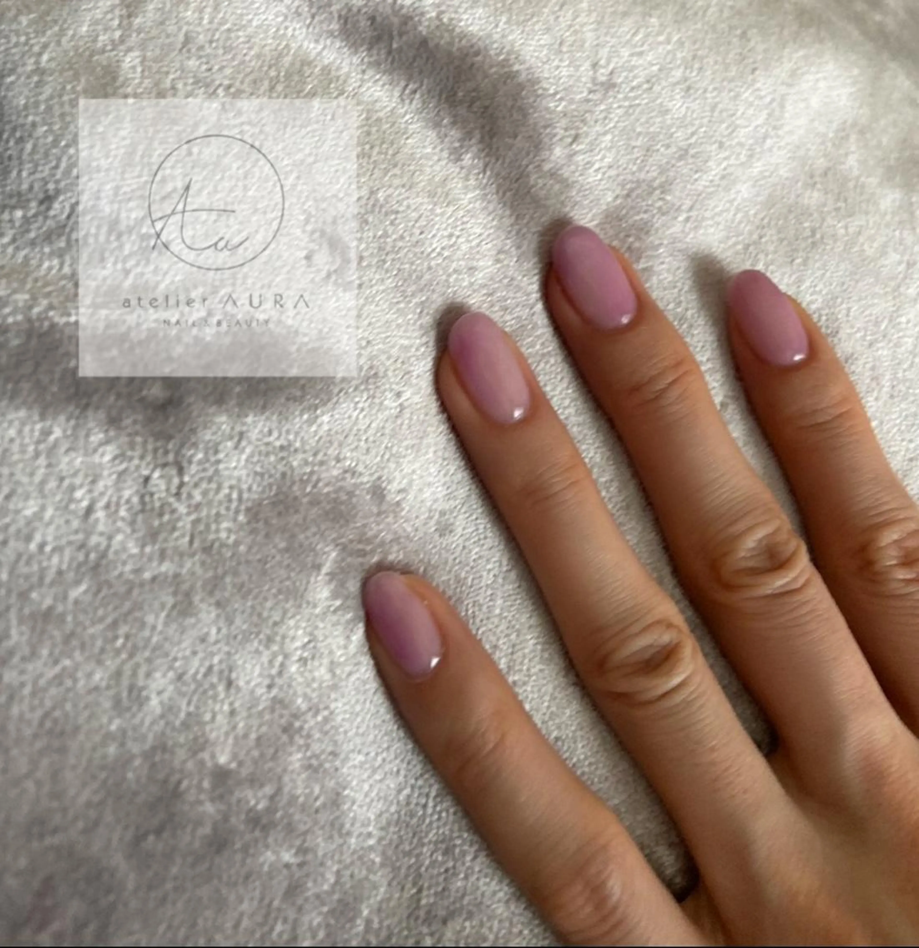 ネイル atelier AURA ｱﾄﾘｴ ｱｳﾗ所属・atelier AURAのネイルデザイン