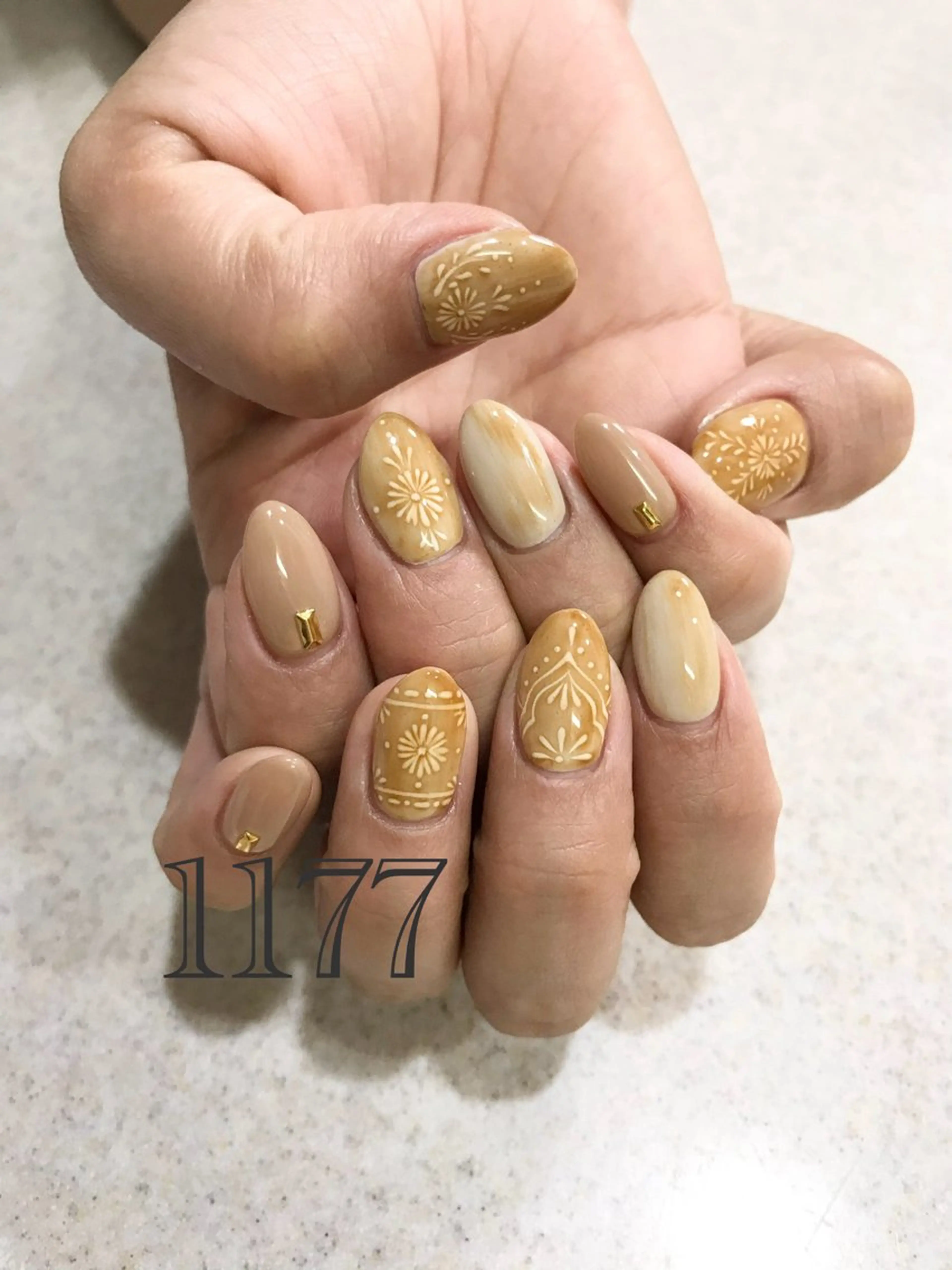 ネイル ハンドネイル nailsalon 1177のネイルデザイン