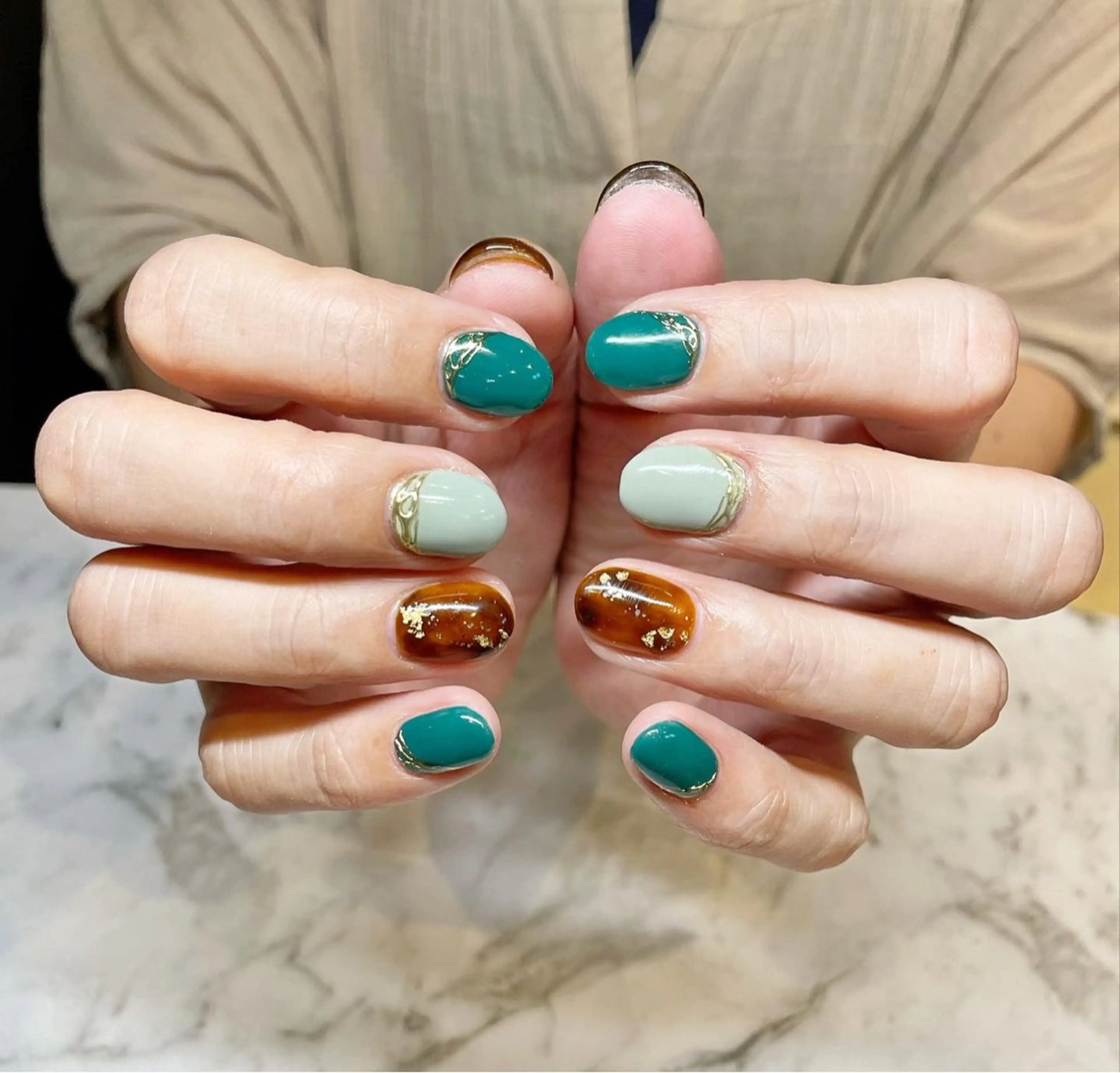 ネイル ハンドネイル amour所属・amour ERIKAのマツエク・マツパデザイン