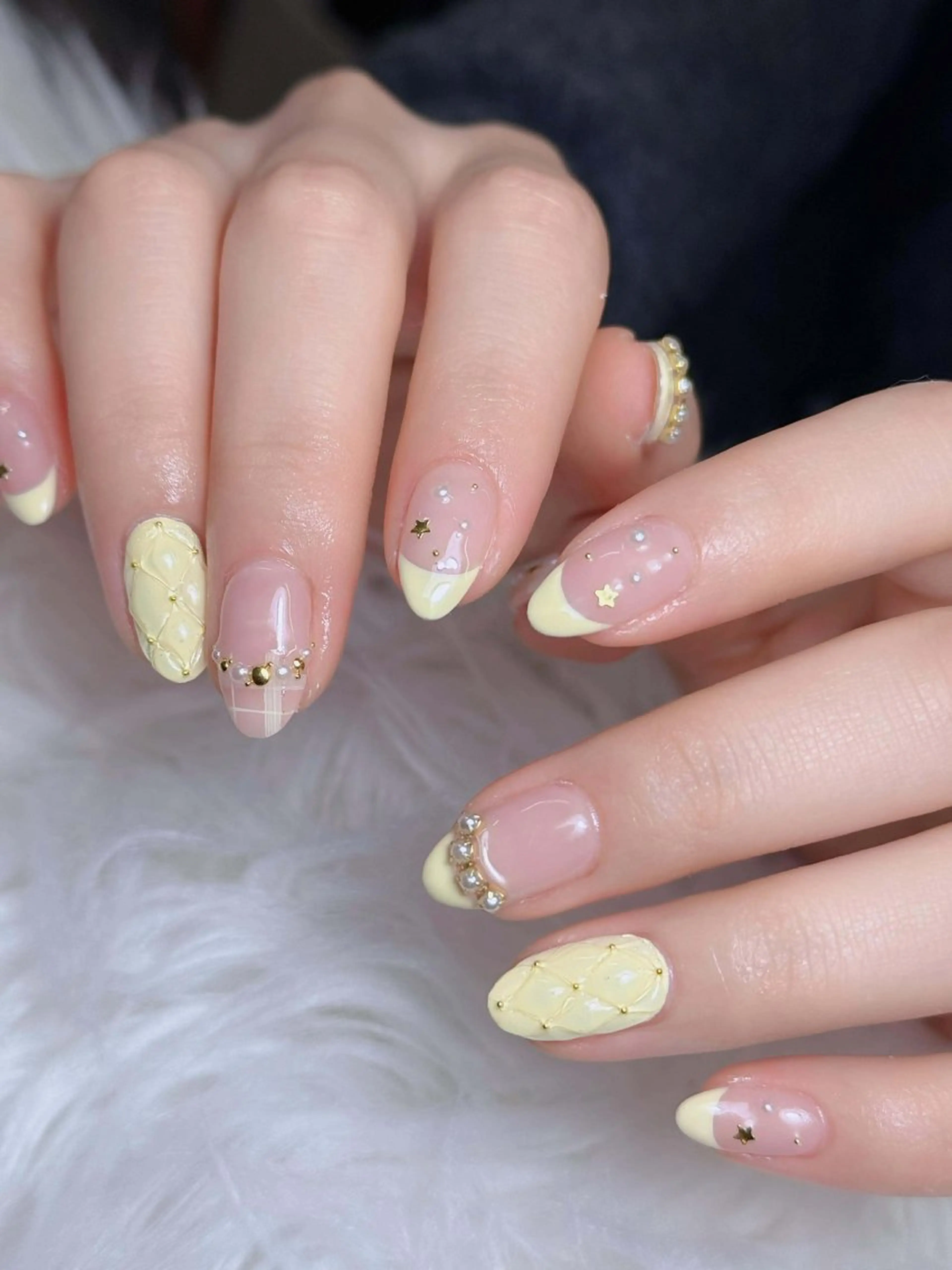 ネイル オーロラネイル チークネイル フットネイル フレンチネイル 韓国ネイル ハンドネイル Lumi Nailのネイルデザイン