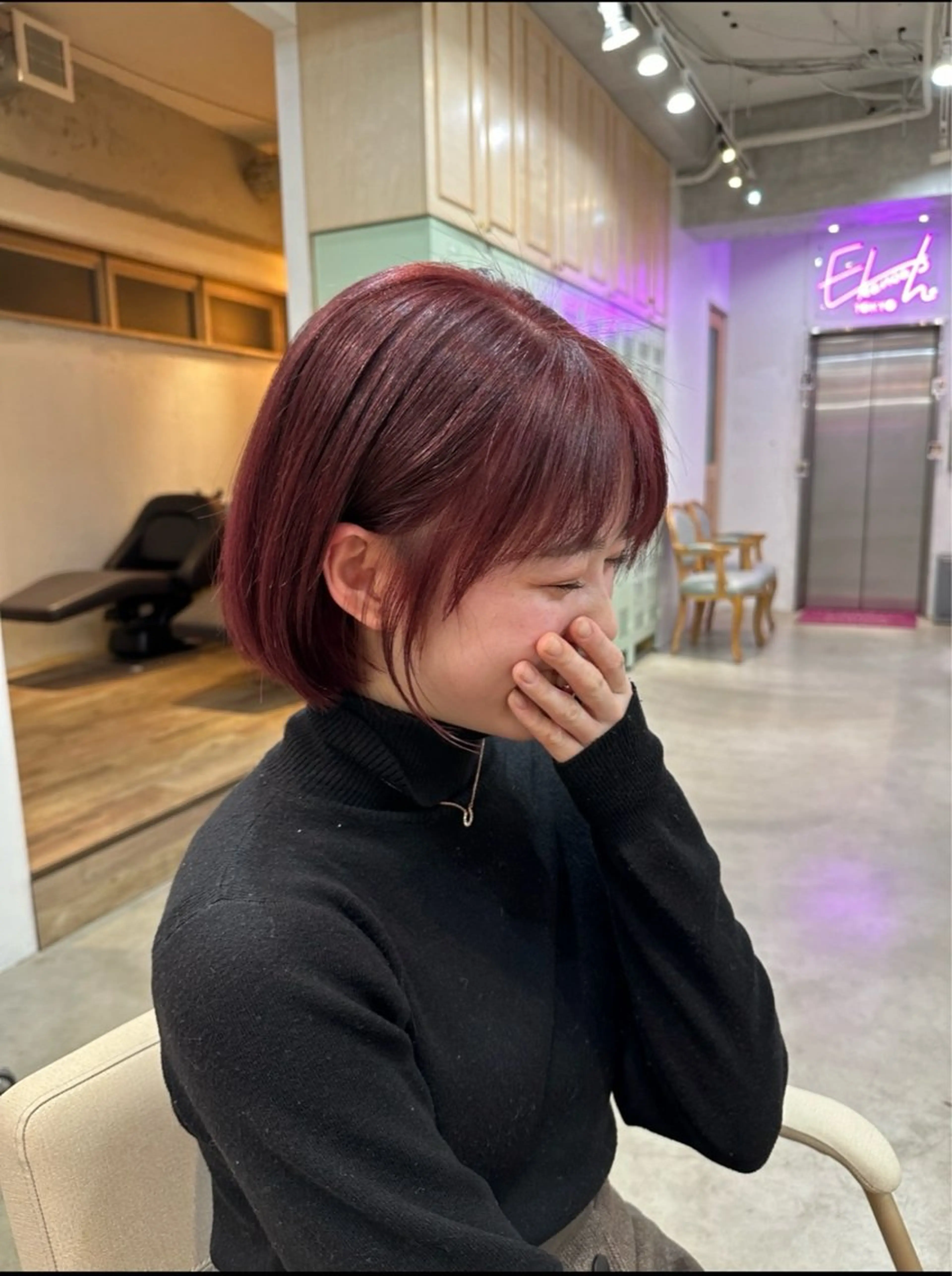 ショート ハイトーンレイヤー 顔まわりSOTAのヘアスタイル