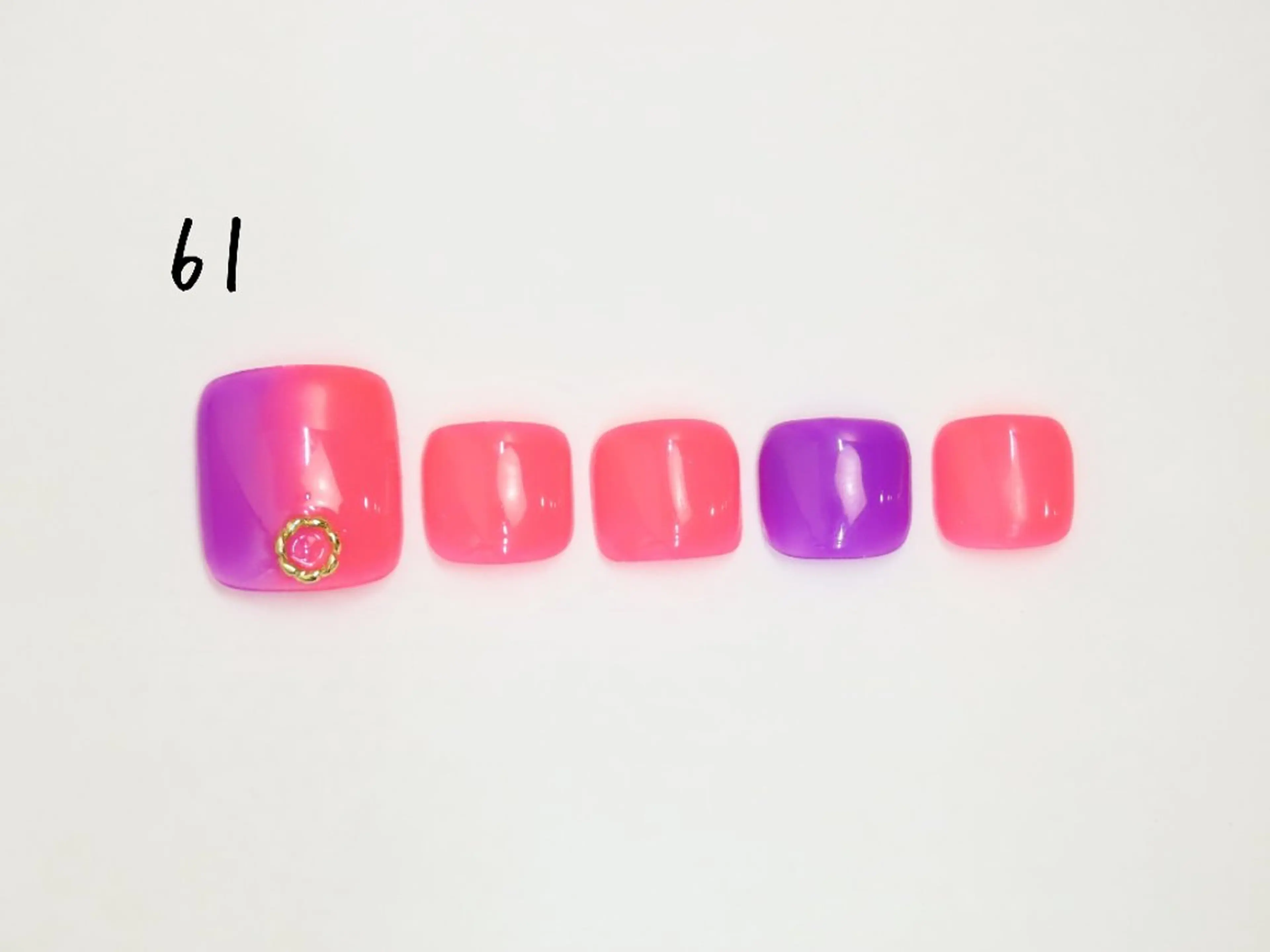 ネイル フットネイル 韓国美容ジェルネイル専門店Maum新潟店所属・Maum 新潟店のマツエク・マツパデザイン