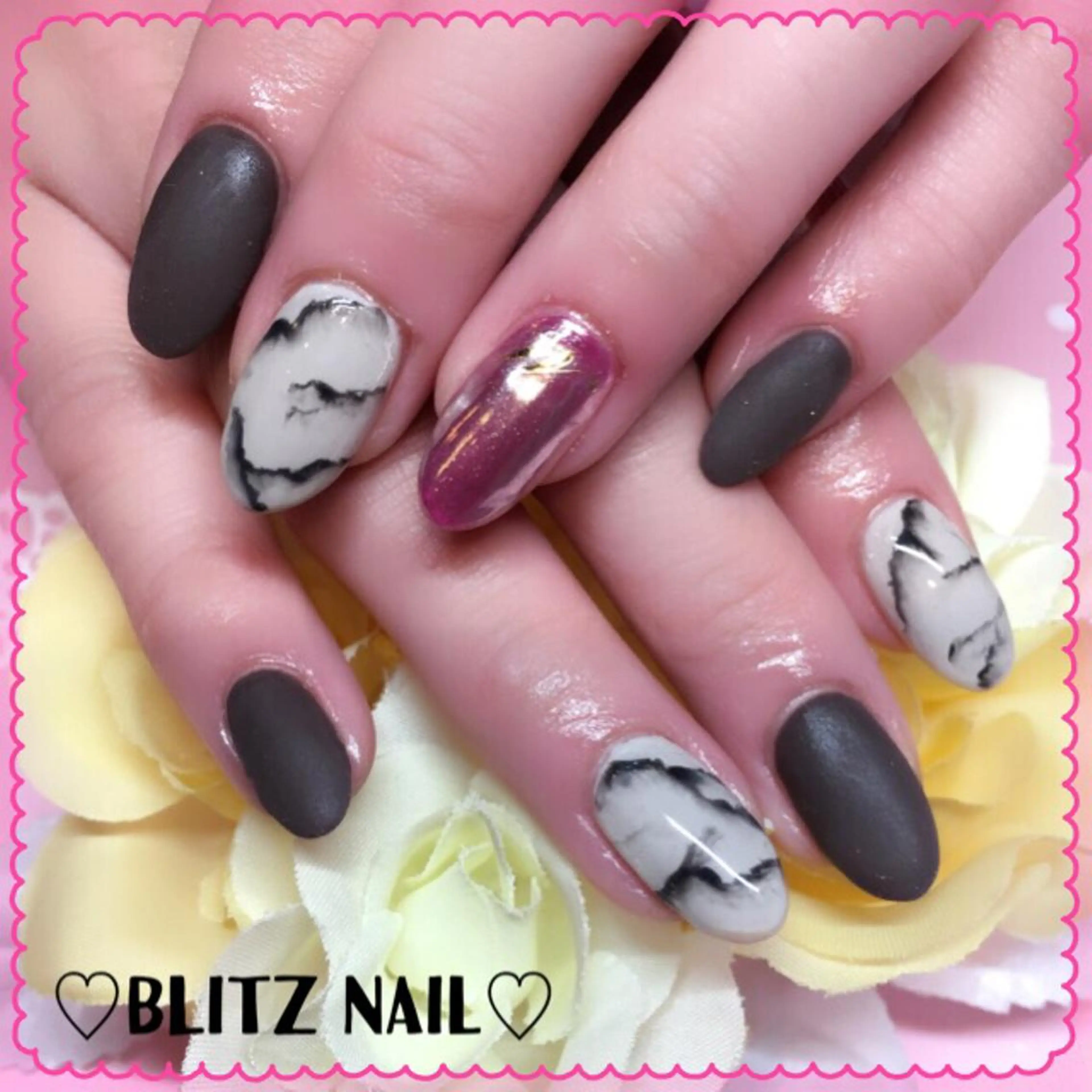 ネイル BLITZ Nail 岩田💅🏻✨のネイルデザイン