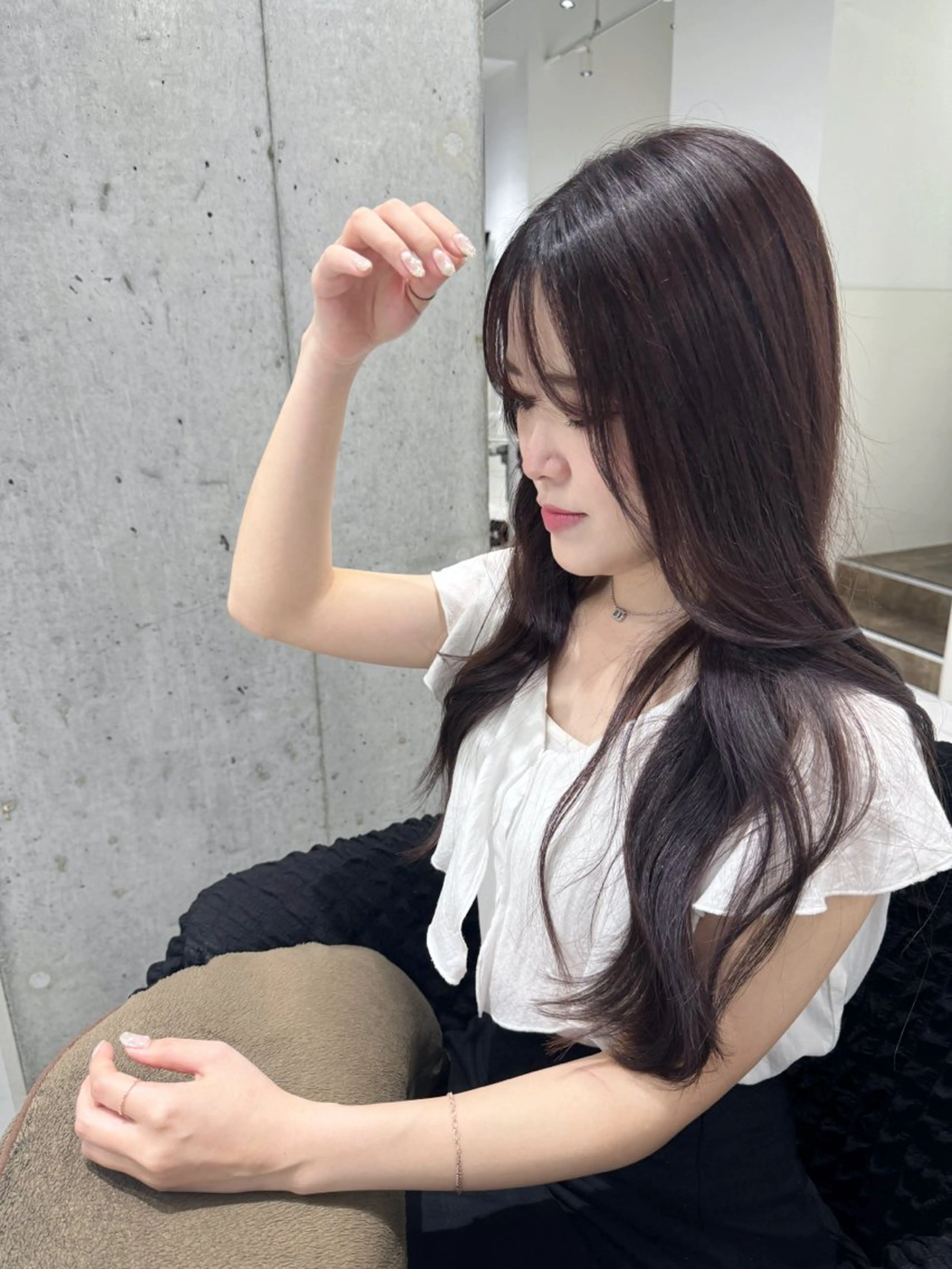 ロング カラー アッシュ ラベンダーカラー ラベンダーアッシュ Mana/ハイトー ン/レイヤー/ウルフのヘアスタイル