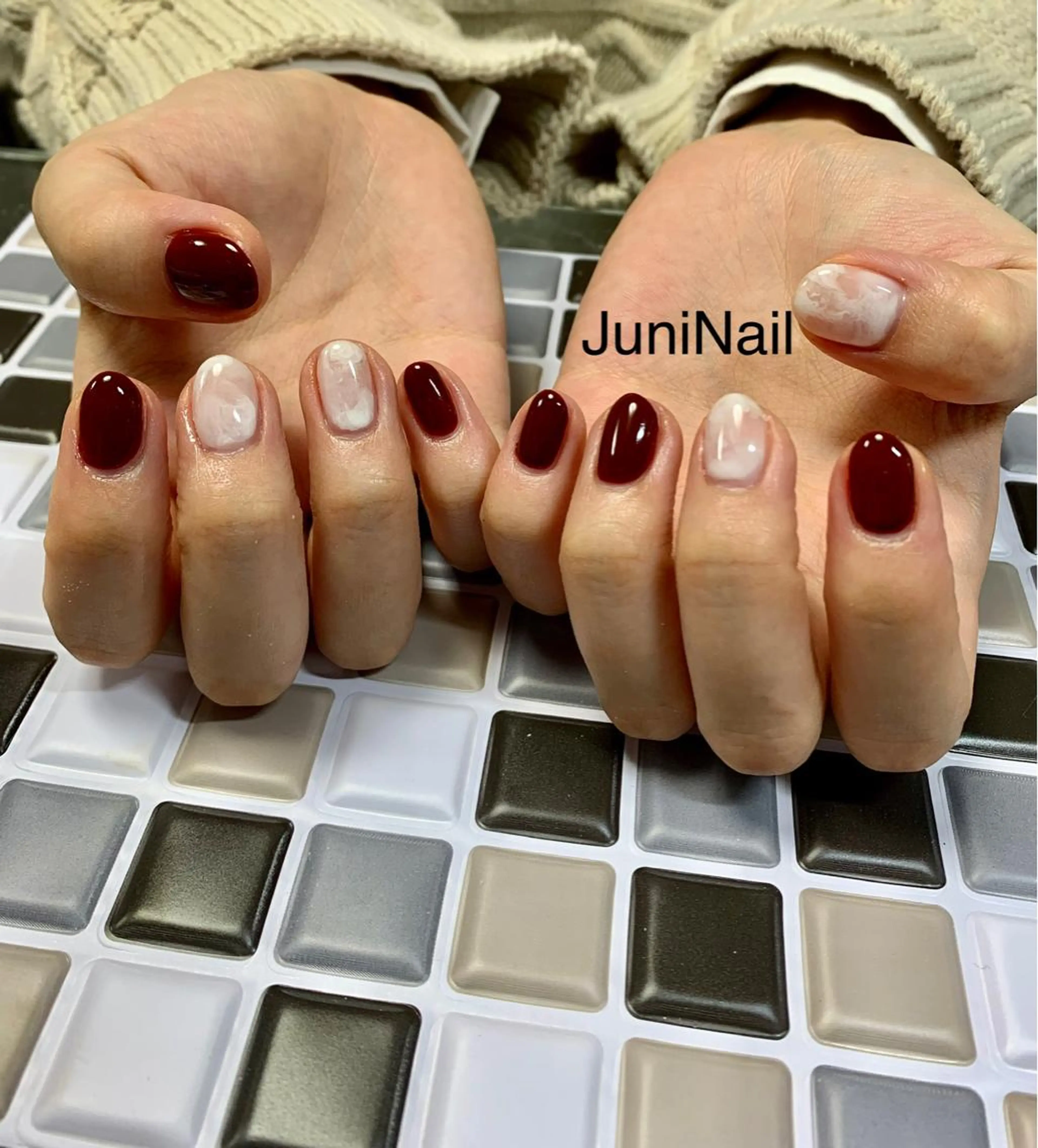 ネイル オーロラネイル クリアネイル フラッシュネイル フレンチネイル 氷ネイル・うるうるネイル ハンドネイル JuniNail 주니네일🇰🇷suのネイルデザイン