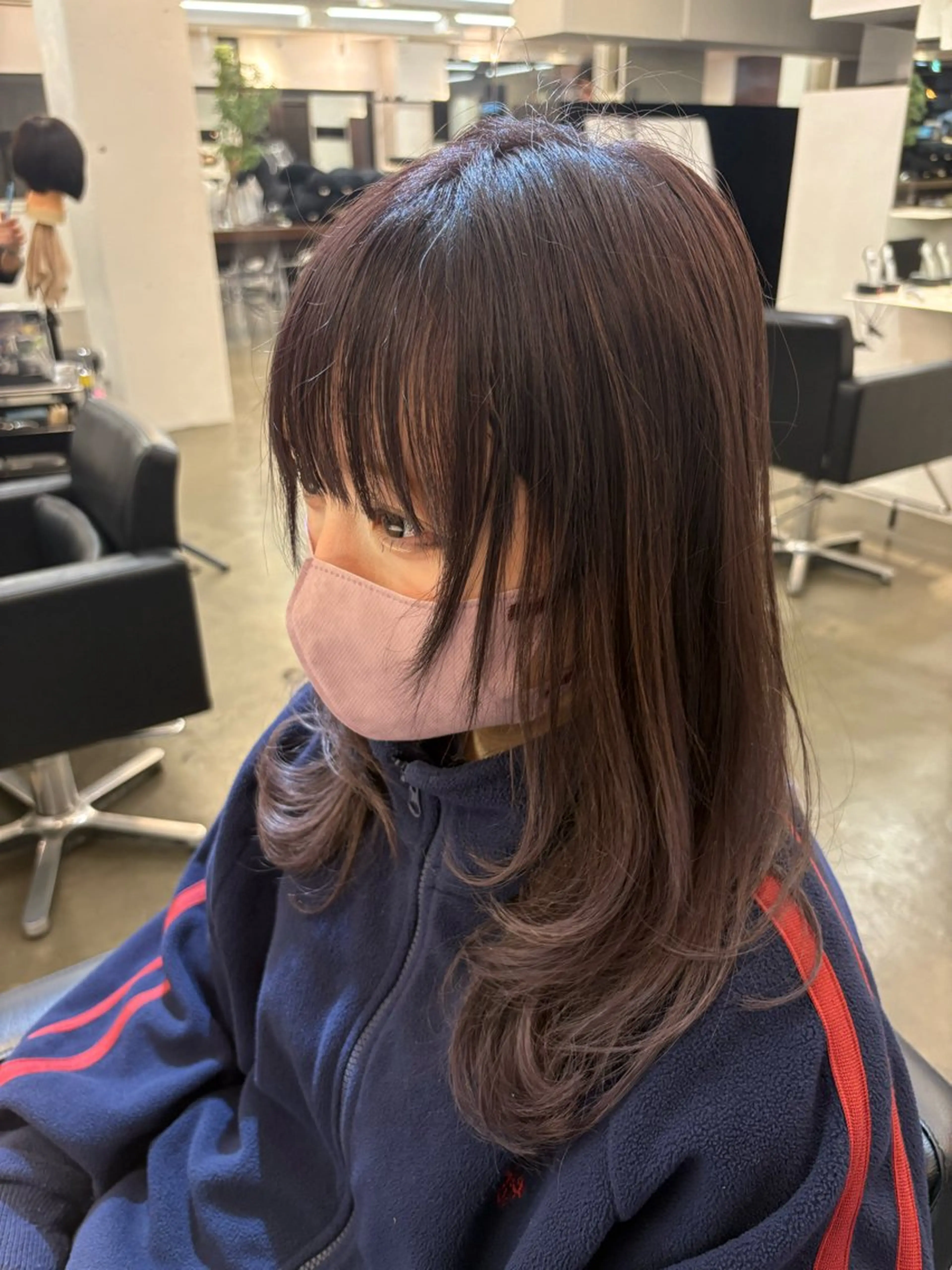 ロング カラー 透明感カラー グレージュ ラベンダーカラー ラベンダーグレージュ ラベンダーグレー ヘアカラー 下釜 滉斗のヘアスタイル