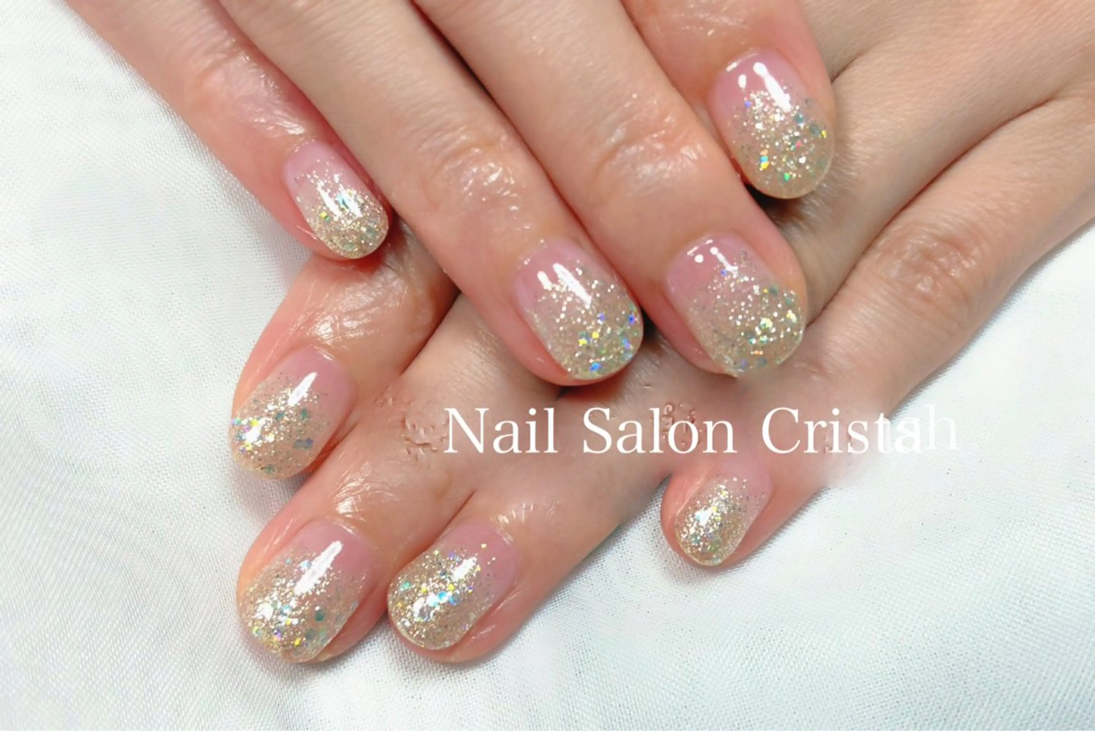 ネイル ジェルネイル ラメ(グリッター) ラメグラデーション パラジェル ハンドネイル CRISTA所属・CRISTA MOMOのネイルデザイン