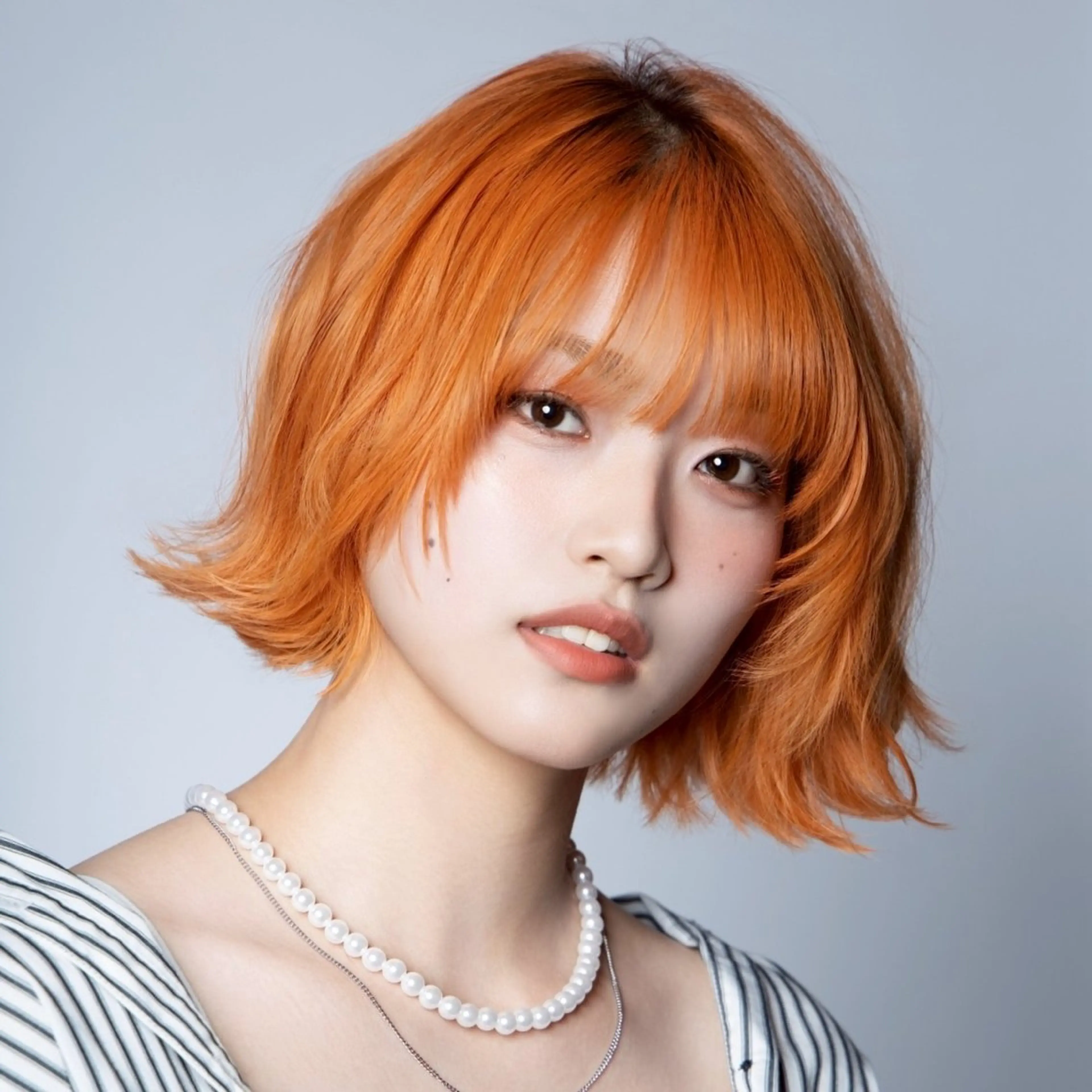 ショート カラー オレンジ ボブ レイヤー/グレージュ メンズパーマのヘアスタイル