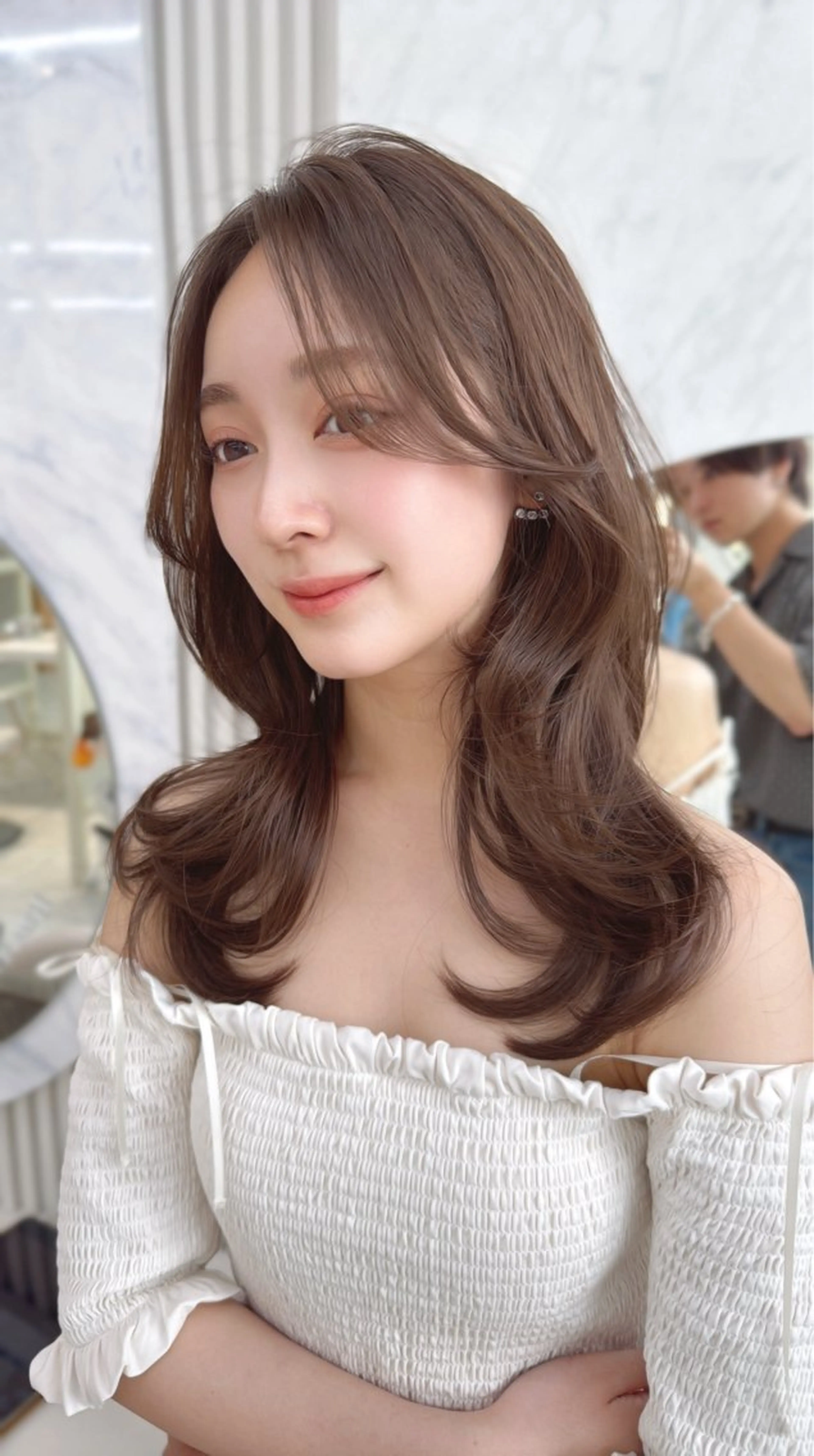 セミロング カット トリートメント レイヤーカット/ 顔まわり/アオイのヘアスタイル