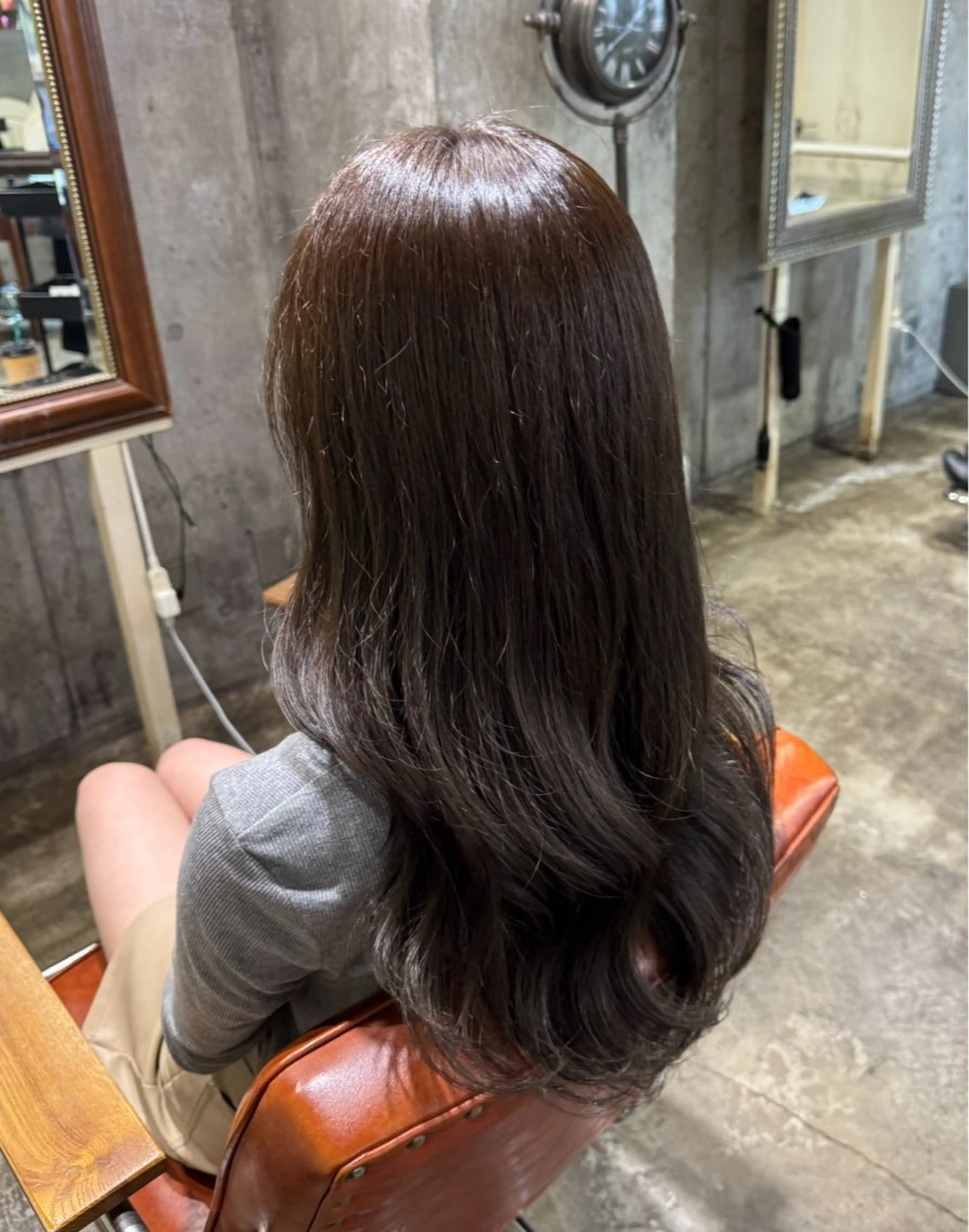 ロング ヘアカラー 艶カラー/髪質改善 🩶Yukiのヘアスタイル