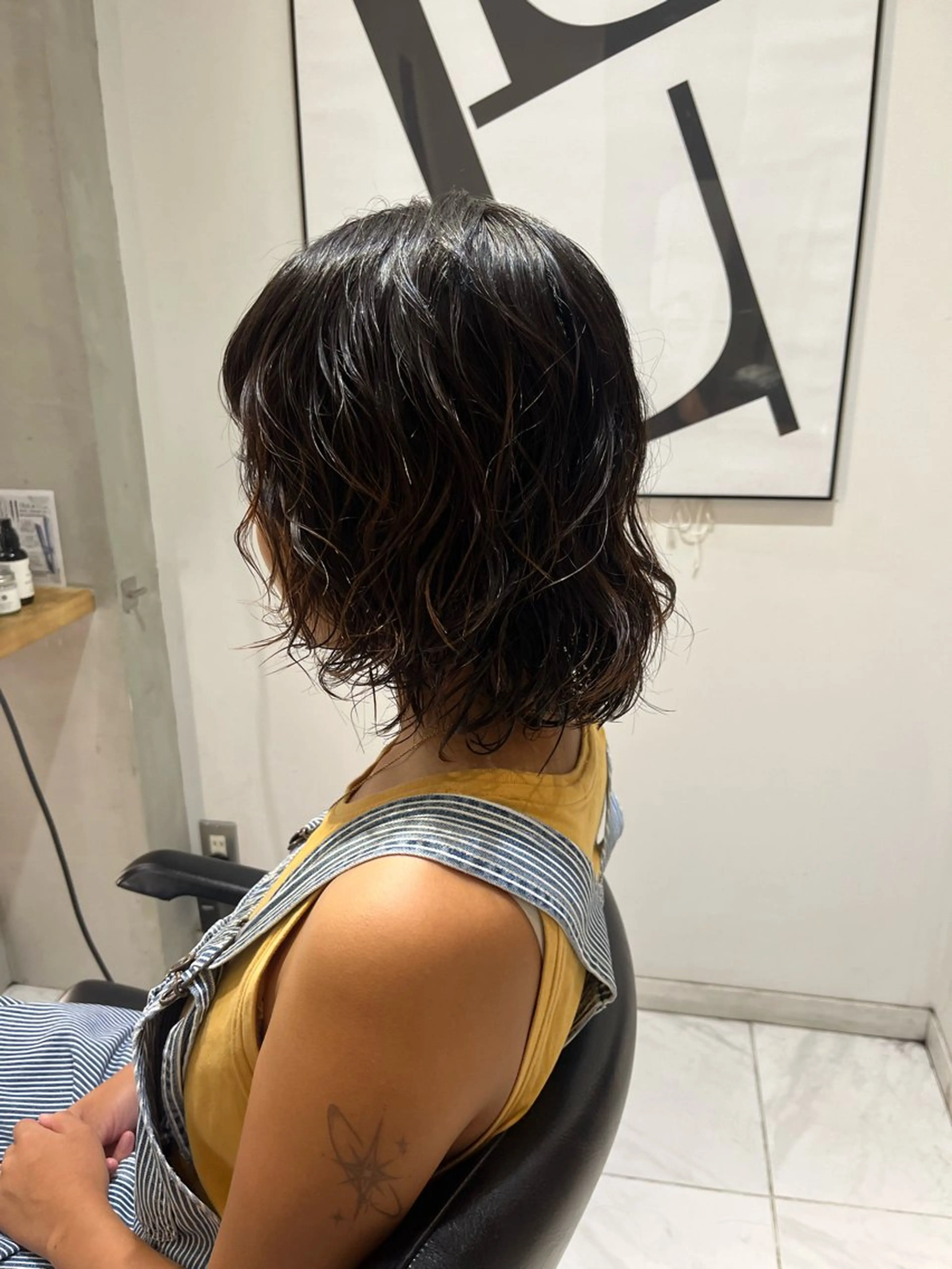 ミディアム パーマ ナミ🩶暗髪/暖色 ❤️/透明感/縮毛のヘアスタイル