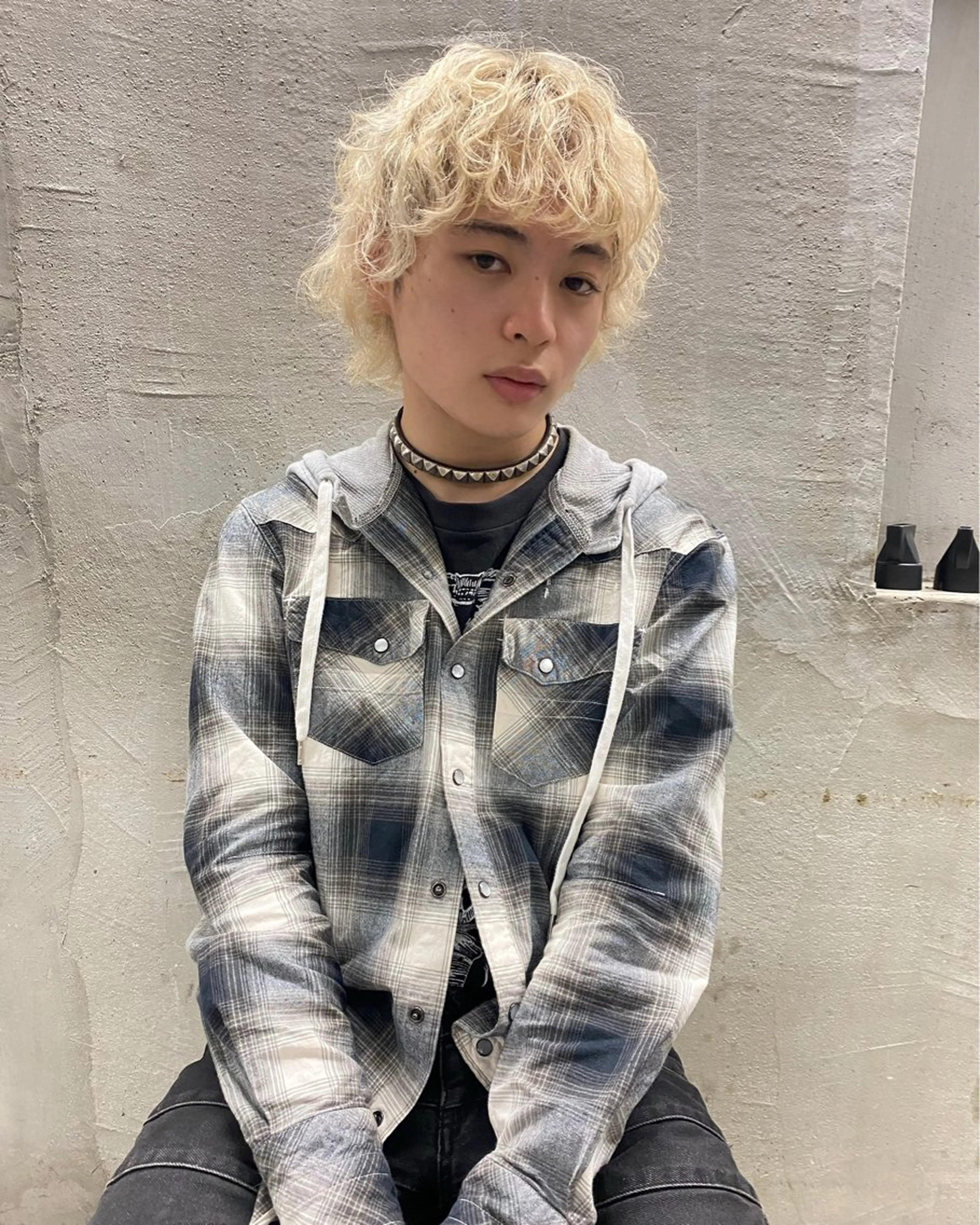 ミディアム カラー メンズ メンズブリーチ ブリーチ カット ヘアカラー パーマ、髪質改善 カズマのヘアスタイル