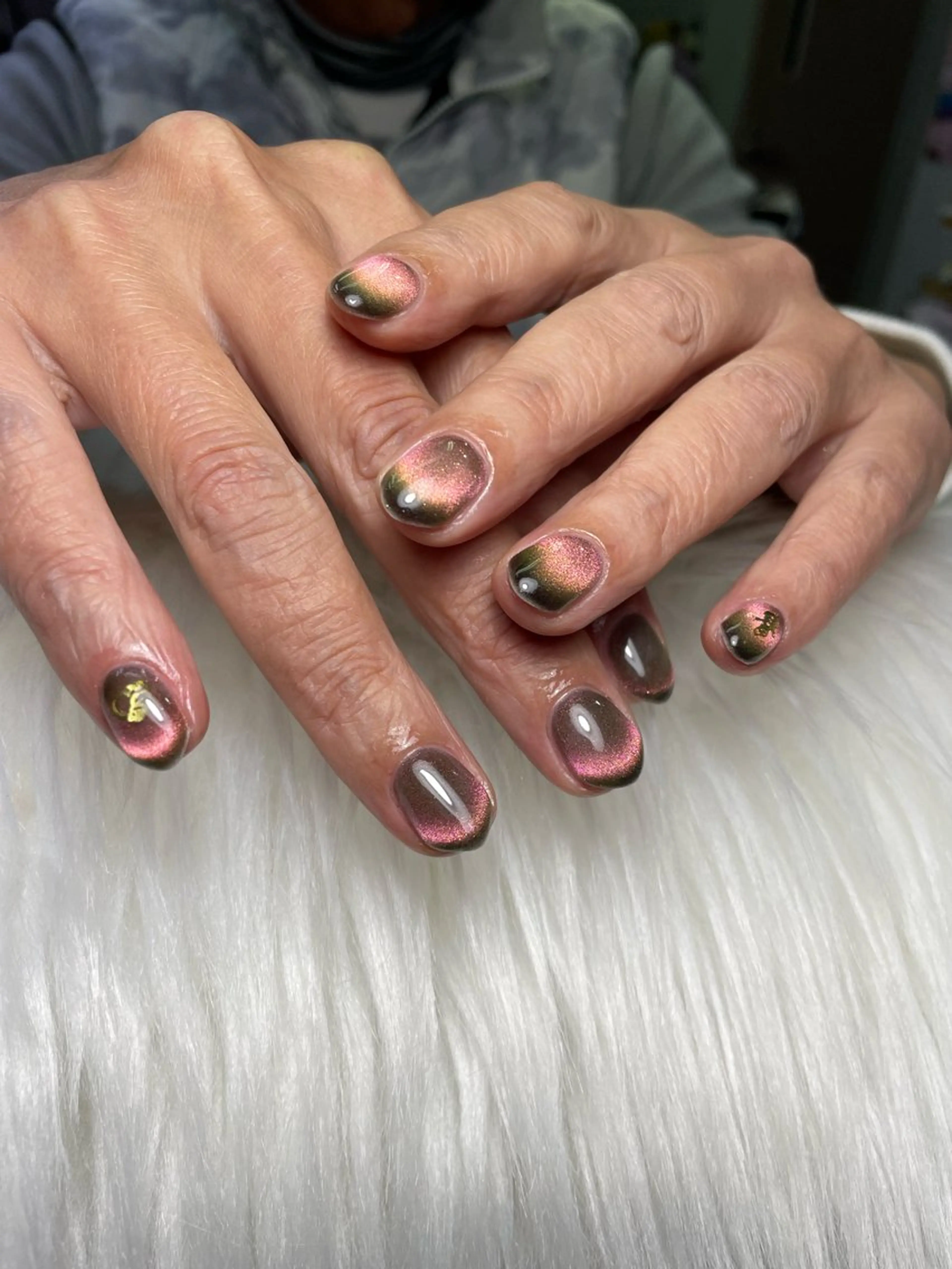 ネイル フレンチネイル マグネットネイル ハンドネイル ハンドケア 美容室るーじゅ所属・美容室 るーじゅ/しいの木台のマツエク・マツパデザイン