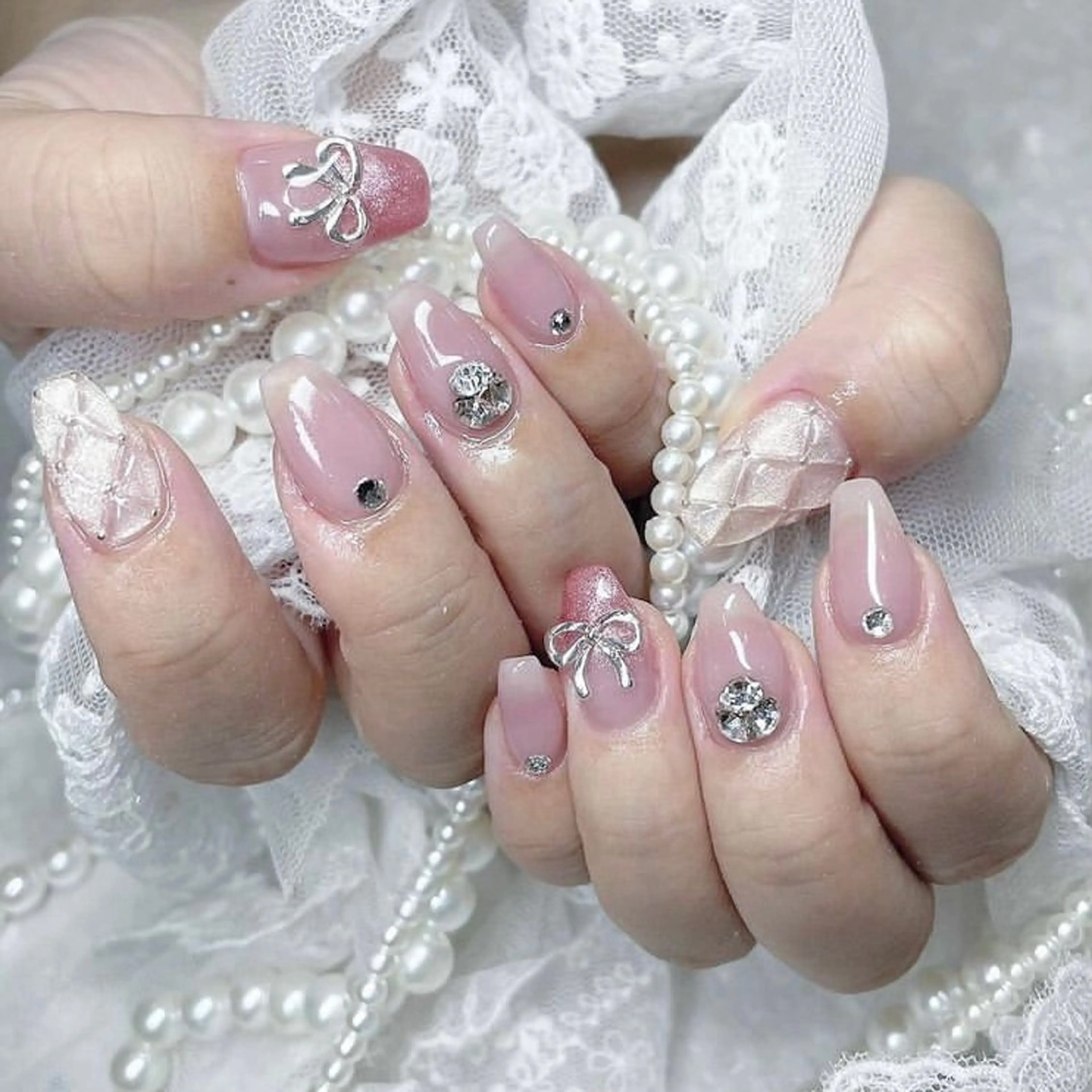 ネイル アートネイル 長さ出し フットネイル 韓国ネイル マグネットネイル ハンドネイル Kanako 💫のネイルデザイン