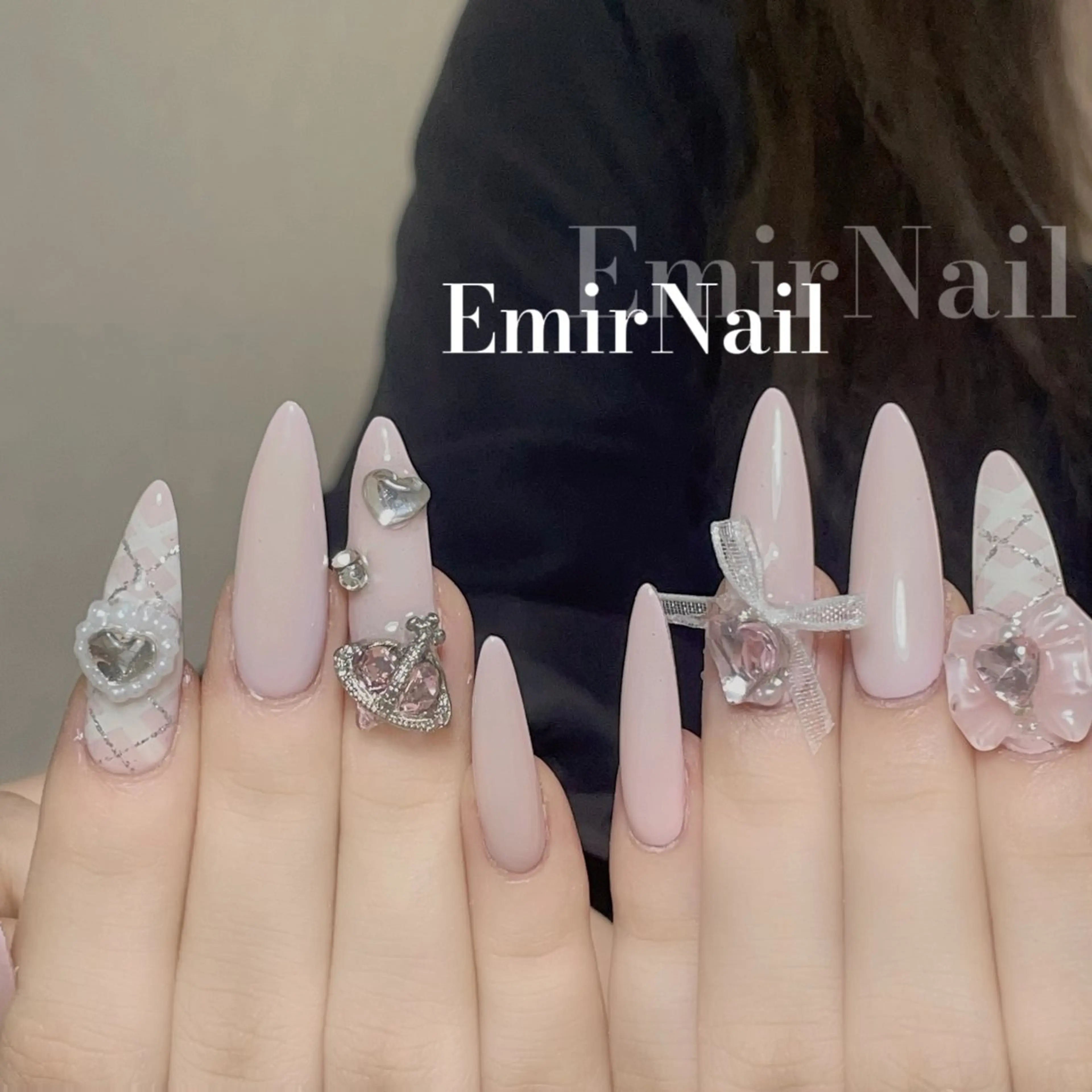 ネイル Emir Nailのネイルデザイン