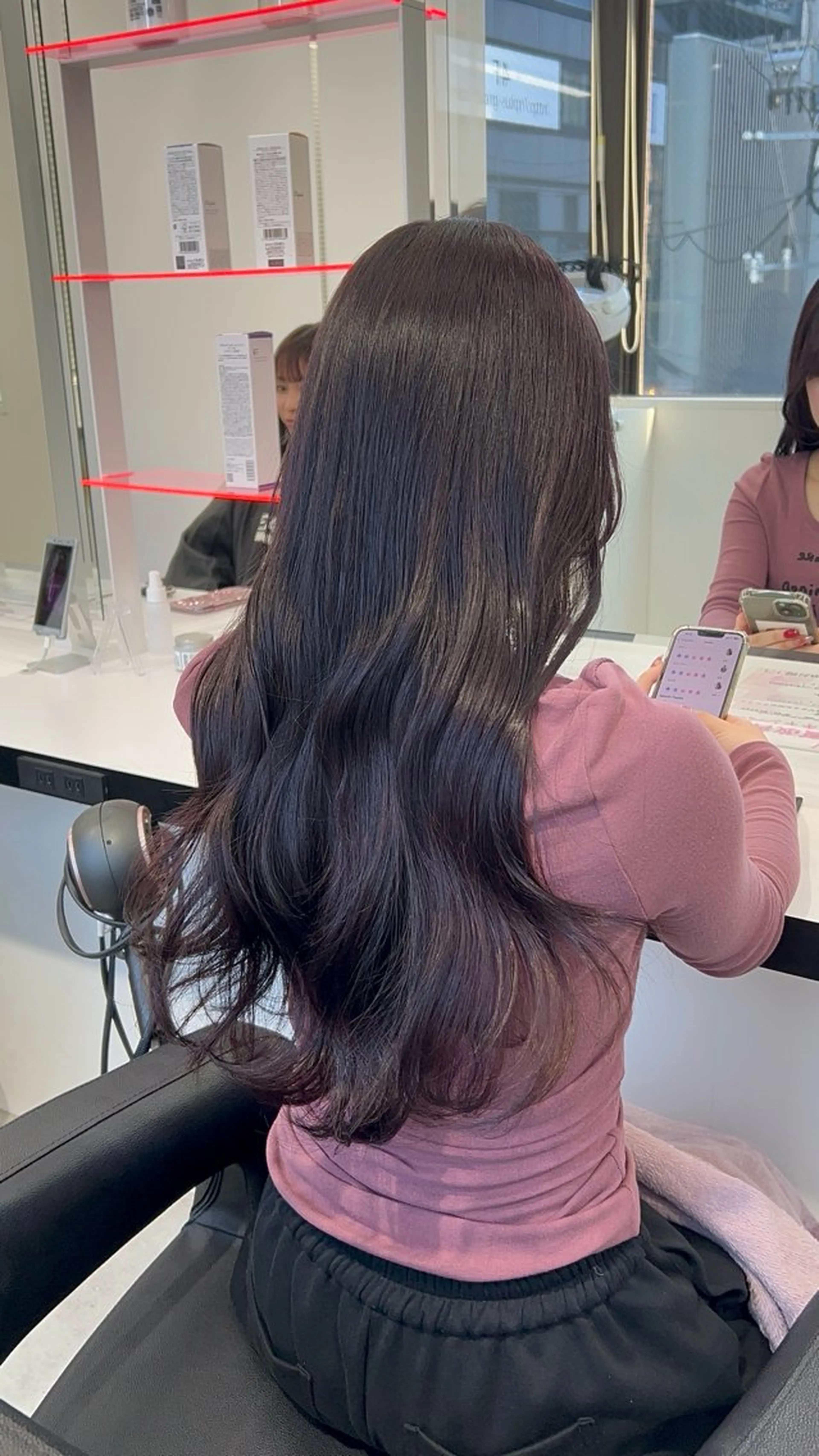 ロング カラー 履歴修正屋さん／ ブロンド／ホワイトのヘアスタイル