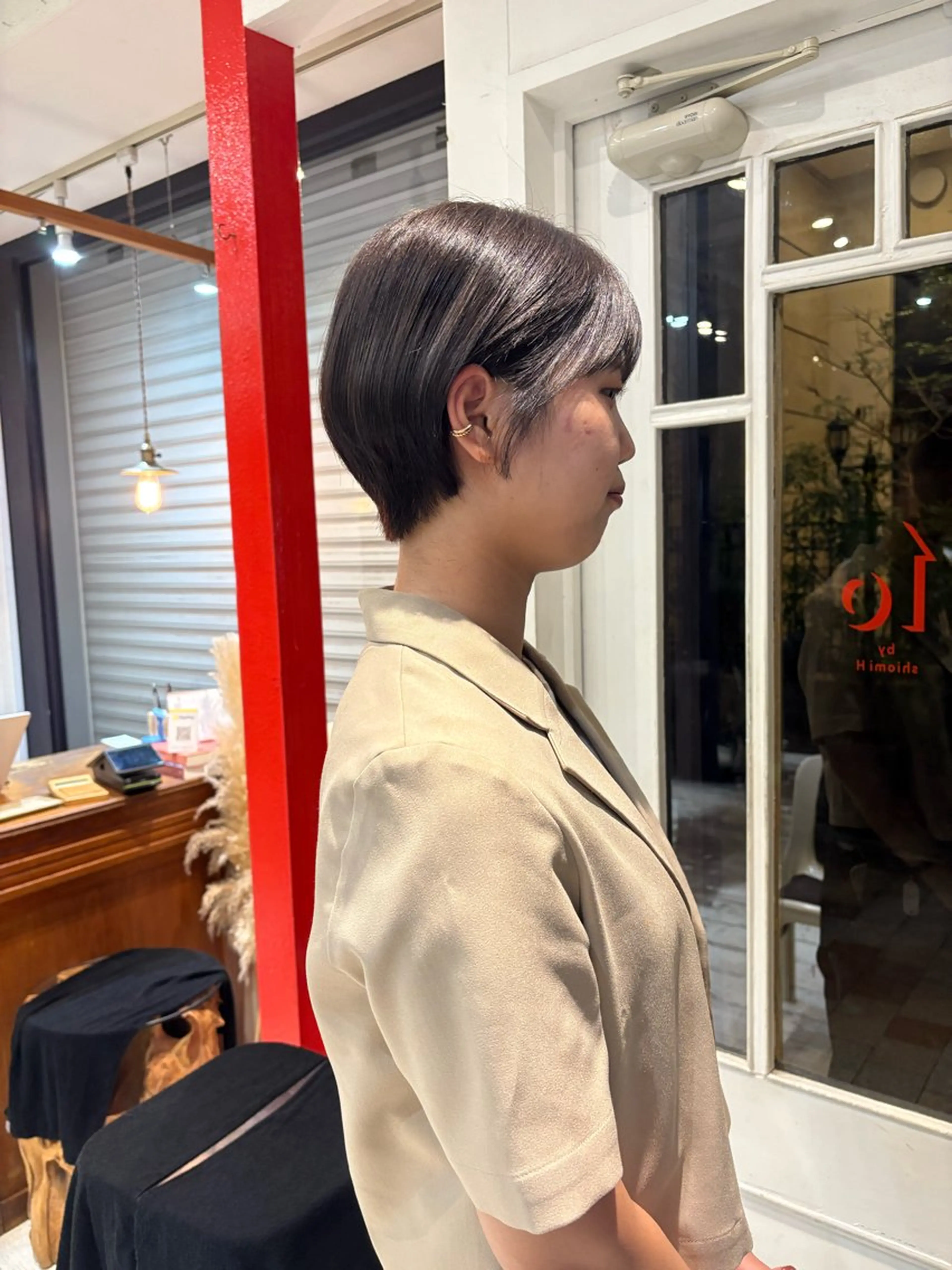 ショート 魚谷 綾渚のヘアスタイル