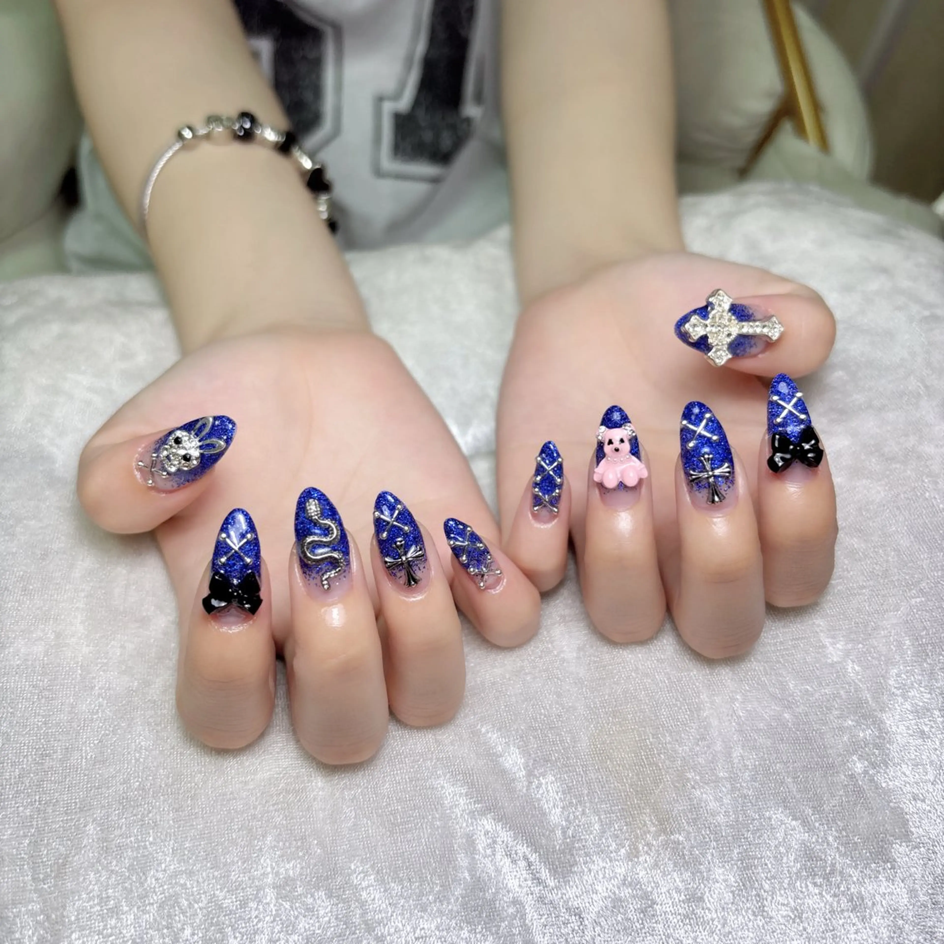 ネイル Airis所属・Airis aiのネイルデザイン