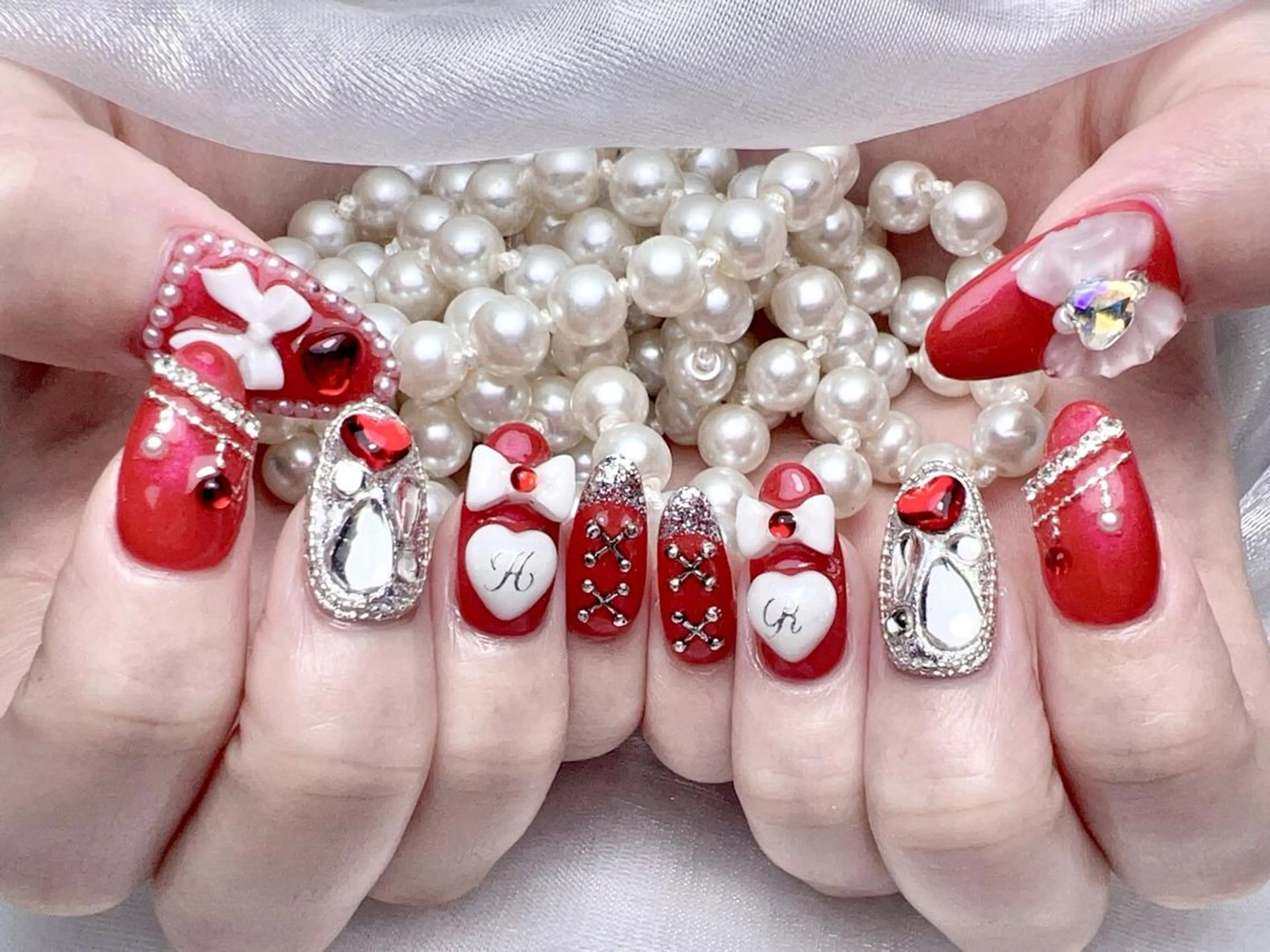 ハンド150分持ち込みデザイン¥11800(最高級パーツ、ゴテゴテデザインOK!)の写真