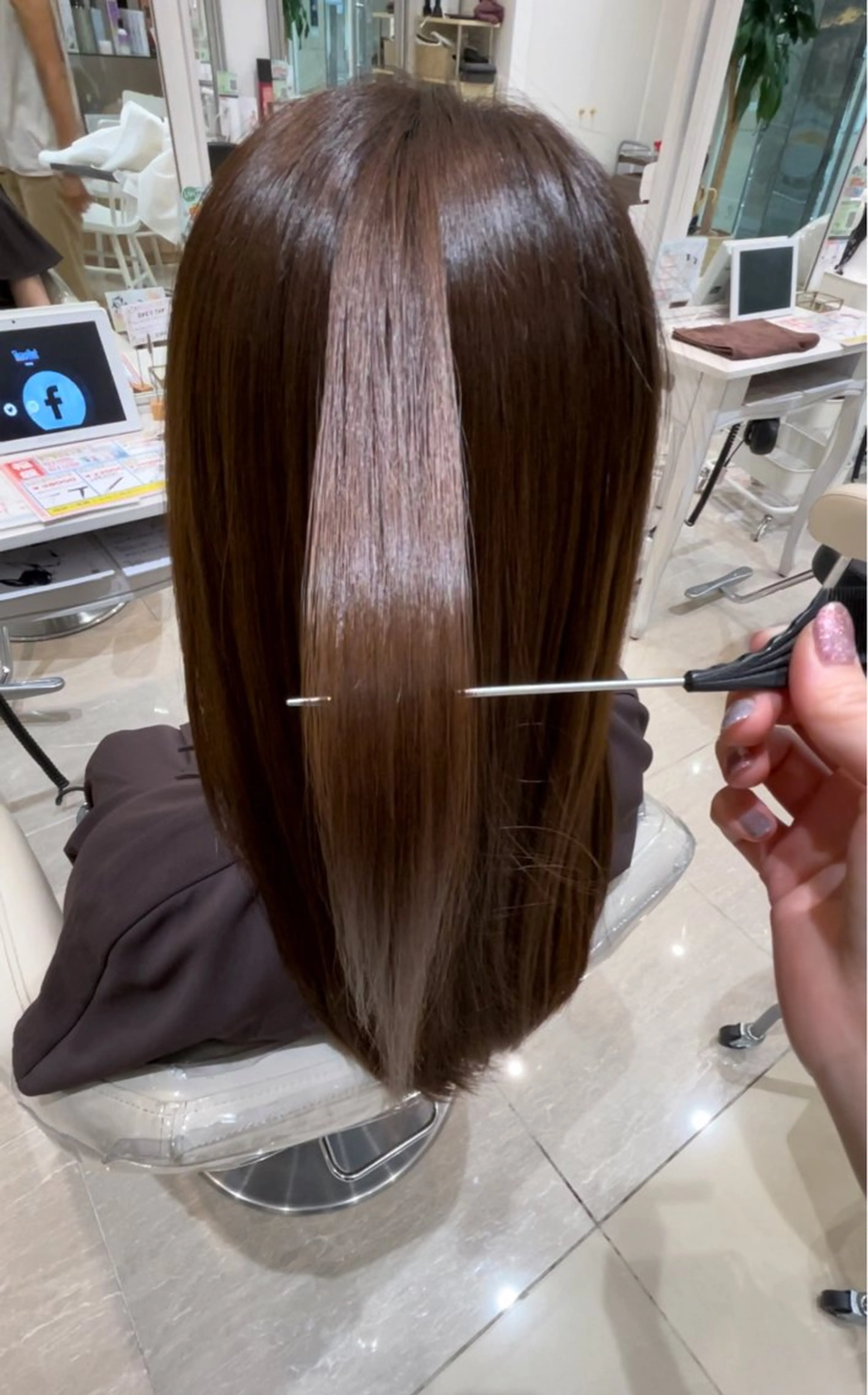 ロング レイヤー×ハイライト 🌷RINA🌷のヘアスタイル