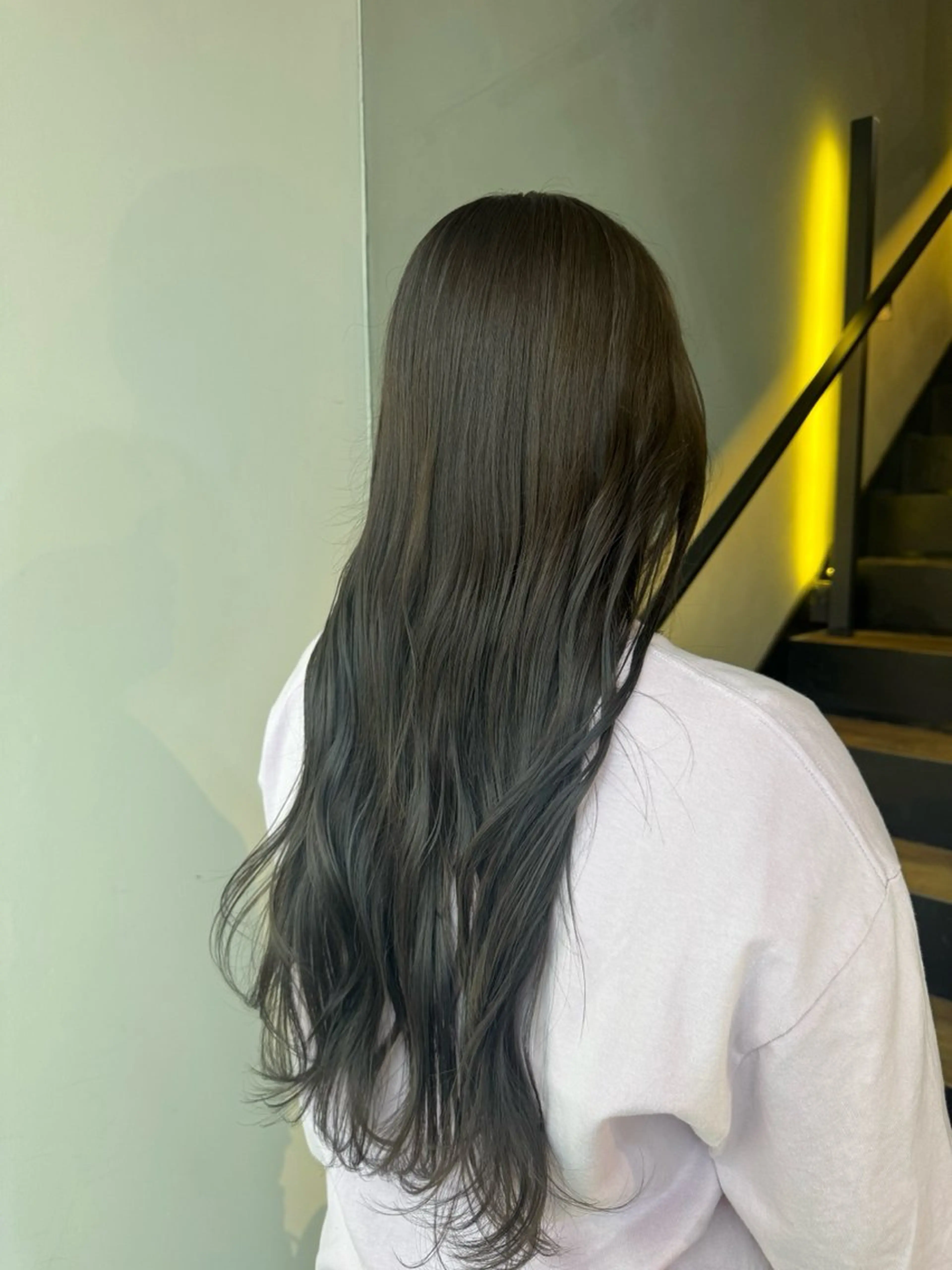 ロング トリートメント ヘアカラー SEAM所属・詩音 ／札幌美容師のヘアスタイル