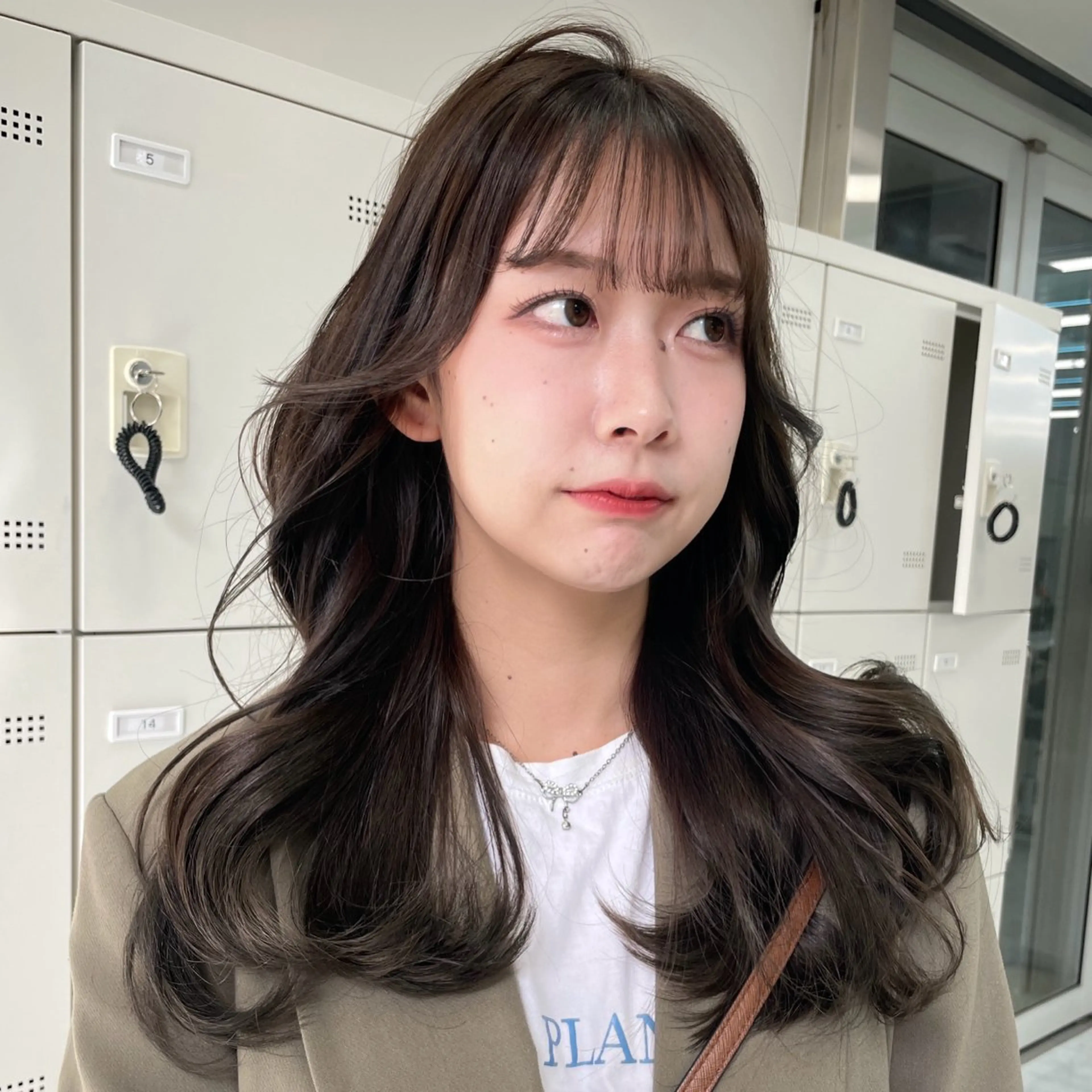 セミロング カット ヘアカラー MOE 福岡韓国ヘア✧︎のヘアスタイル