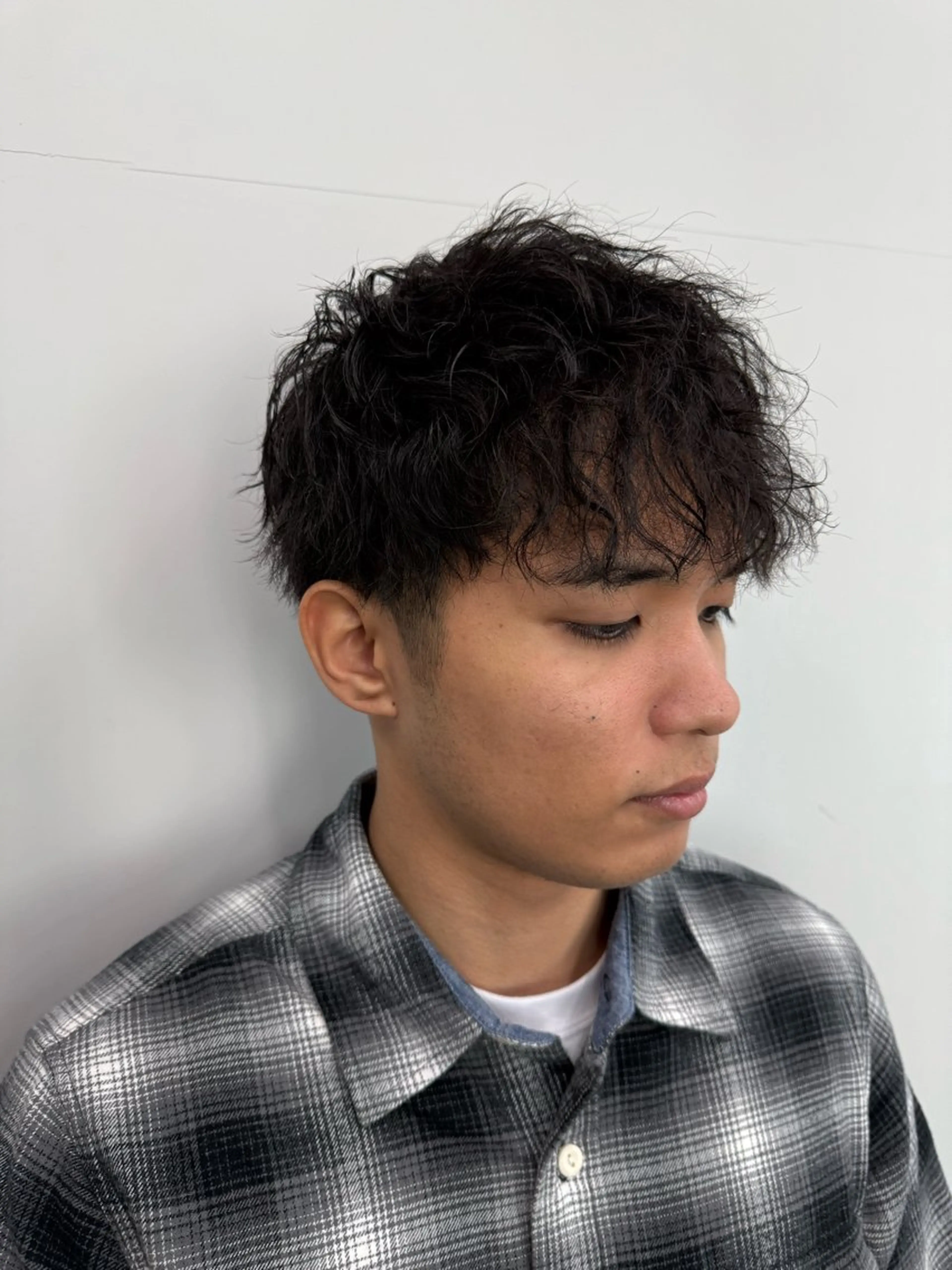 ショート パーマ メンズ メンズパーマ ツイストスパイラルパーマ スパイラルパーマ 坂本響 メンズカット/パーマのヘアスタイル