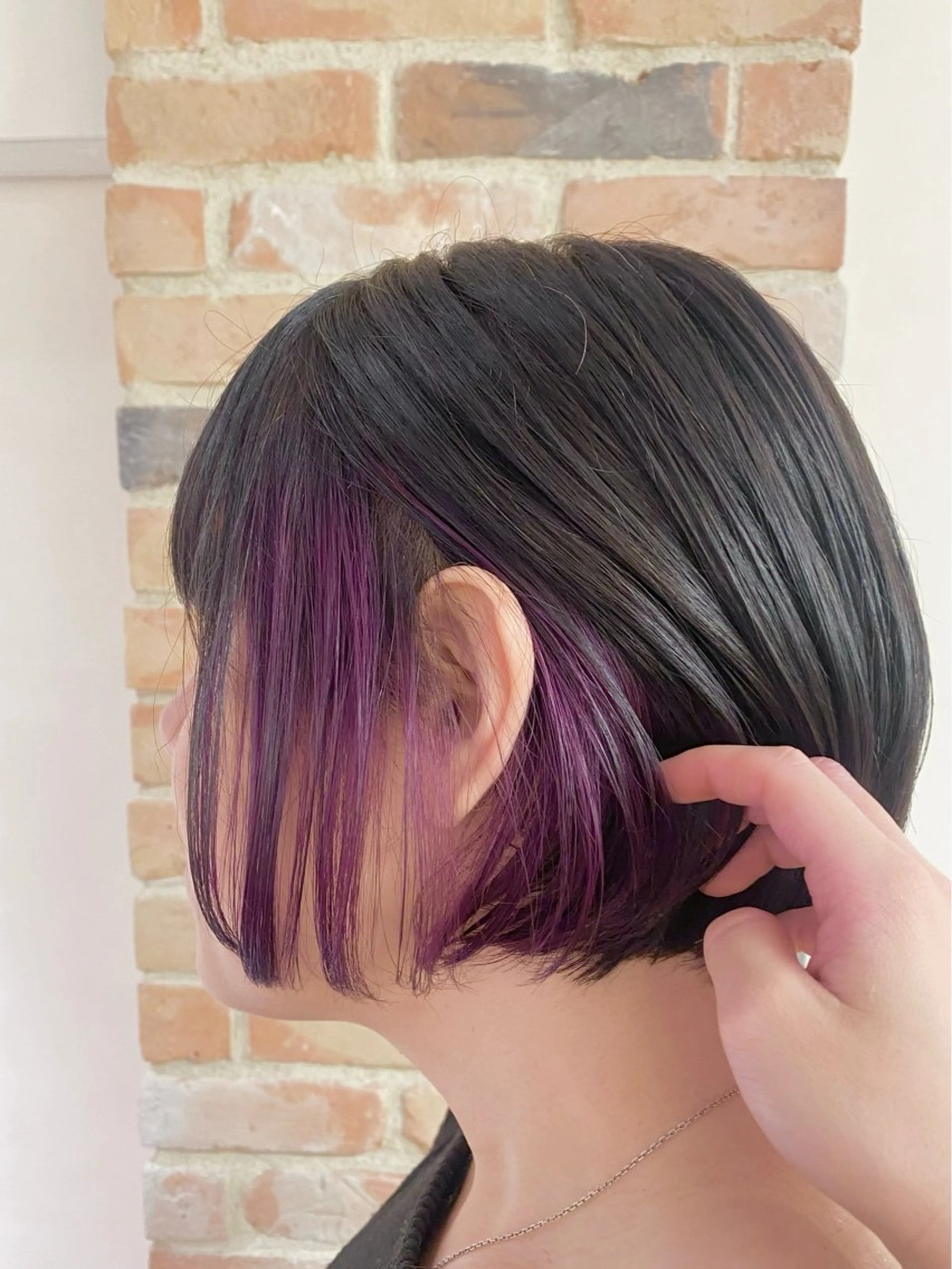 ショート カラー 古川 琴美のヘアスタイル