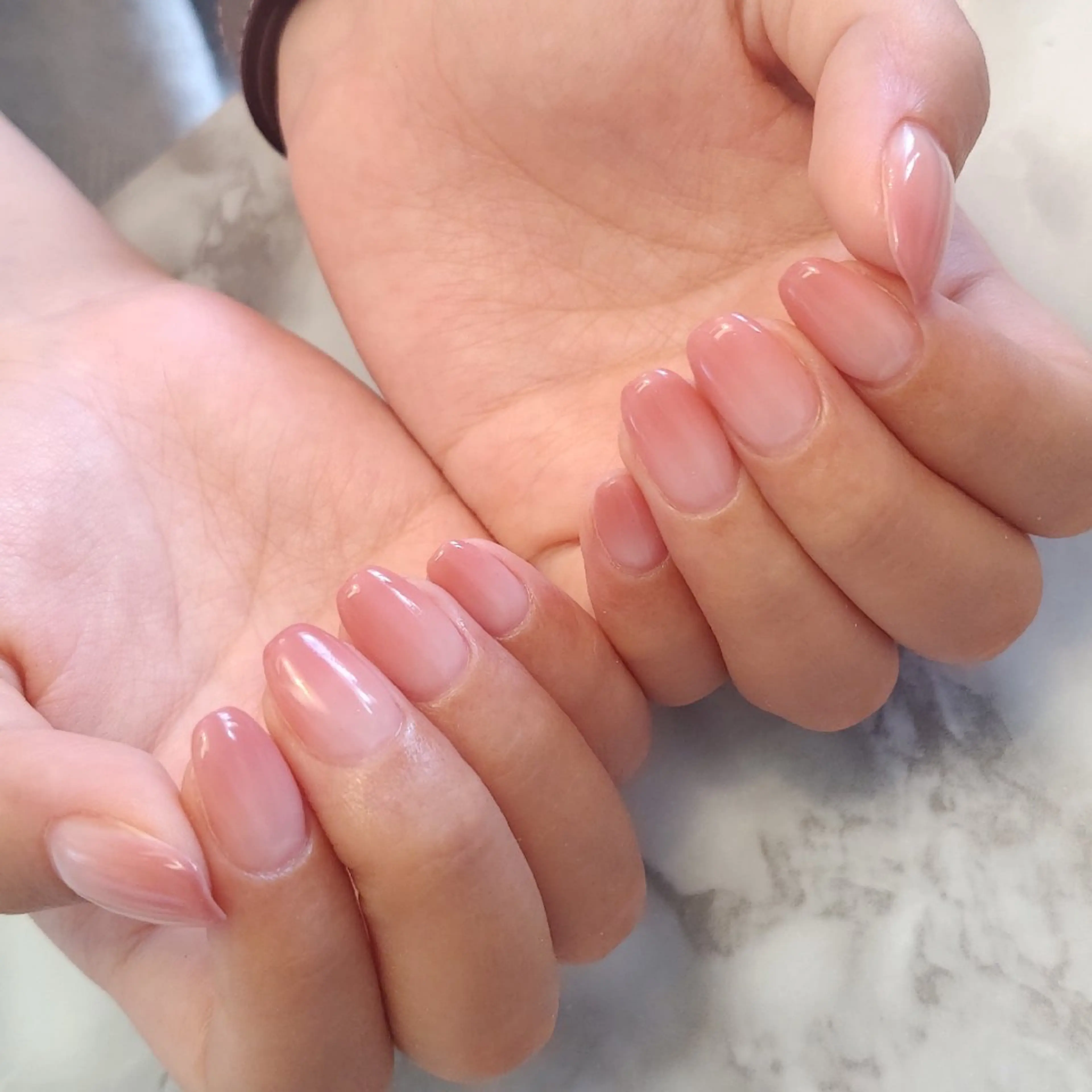 ネイル グラデーション ジェヌインネイル 河内のネイルデザイン