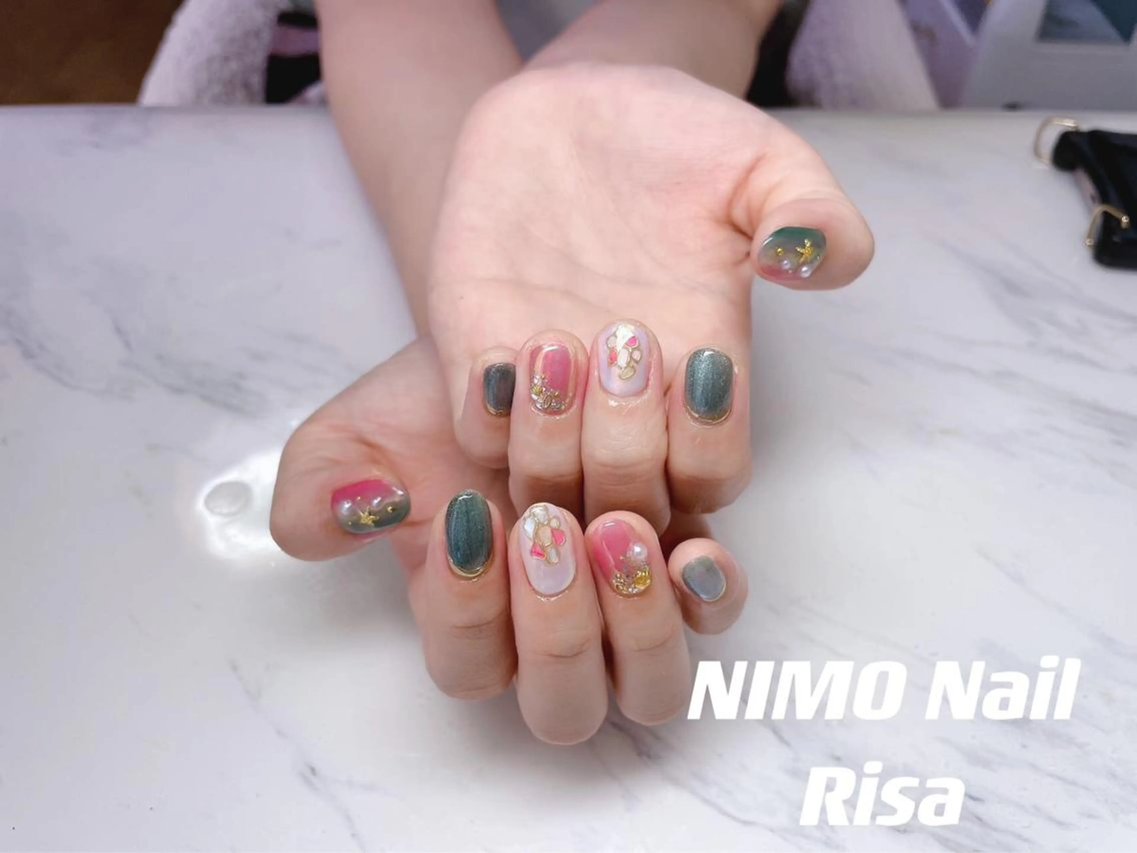 ネイル ハンドネイル RI SA☀️ リサのネイルデザイン