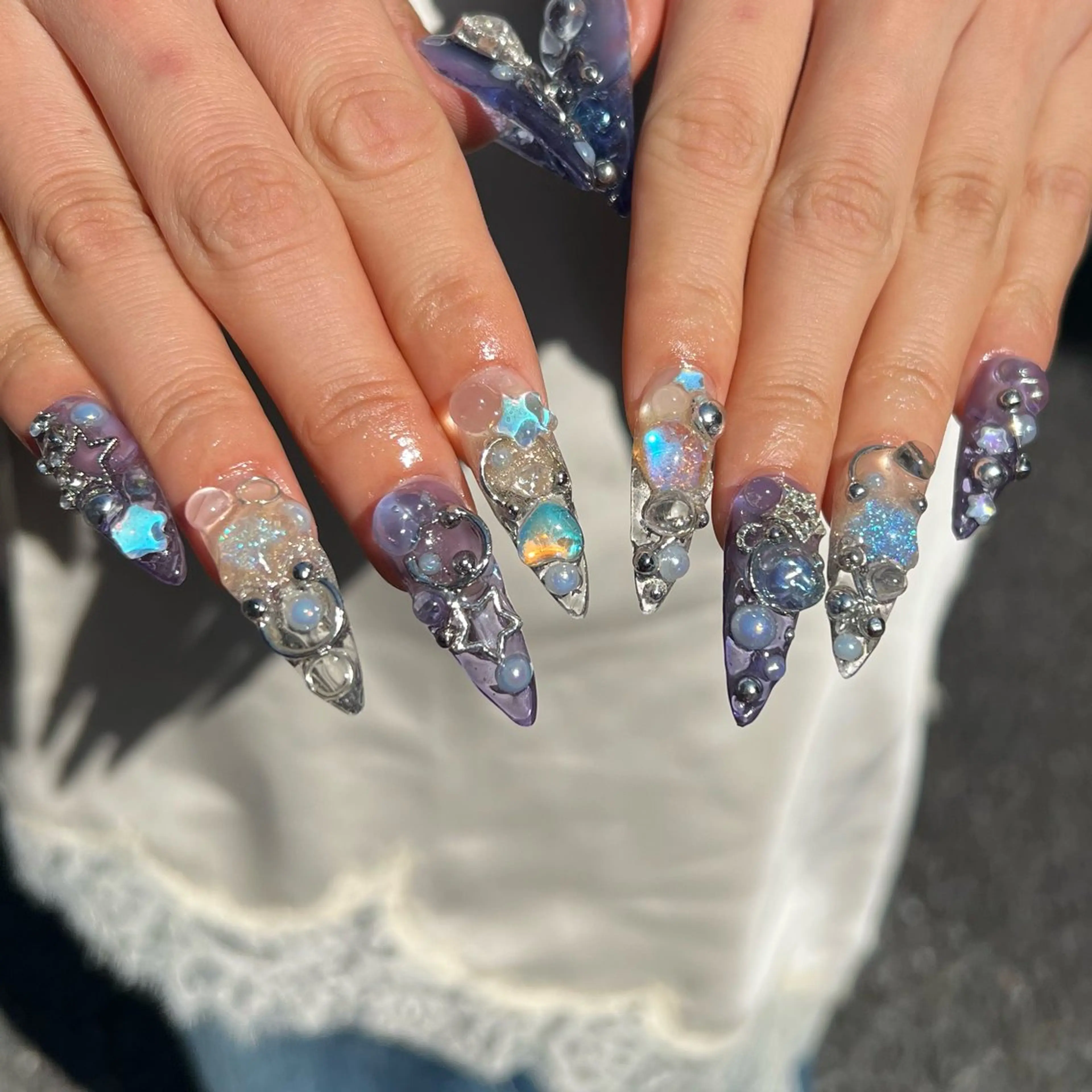 ネイル PINS16所属・くれは🩵💙 PINS16のネイルデザイン