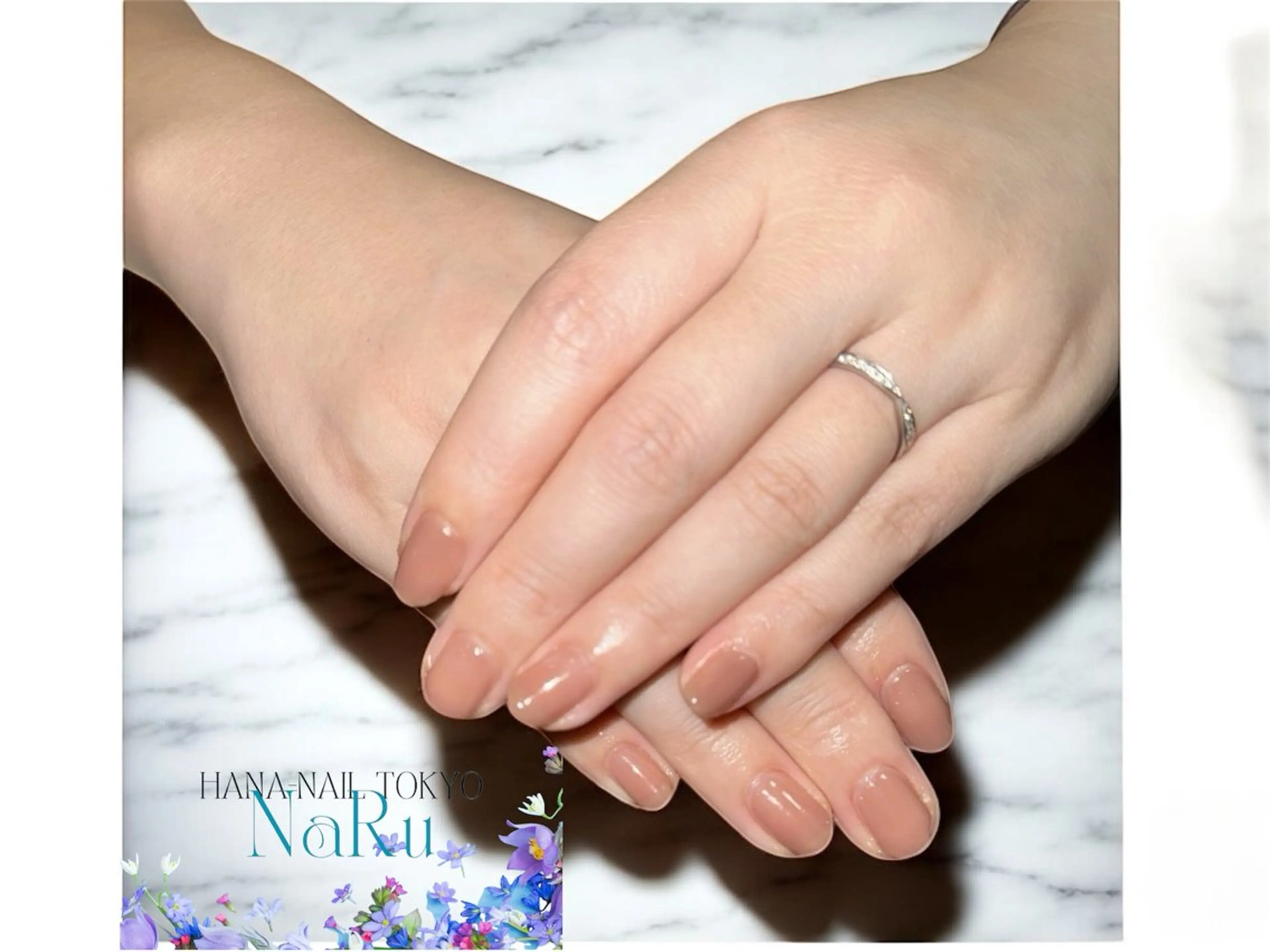 ネイル HANA-NAIL Naruのネイルデザイン